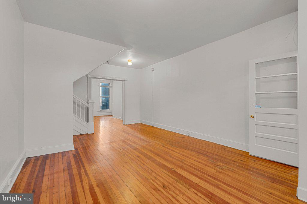 CHARLES VILLAGE - Residential