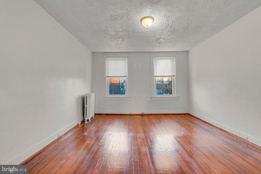 CHARLES VILLAGE - Residential