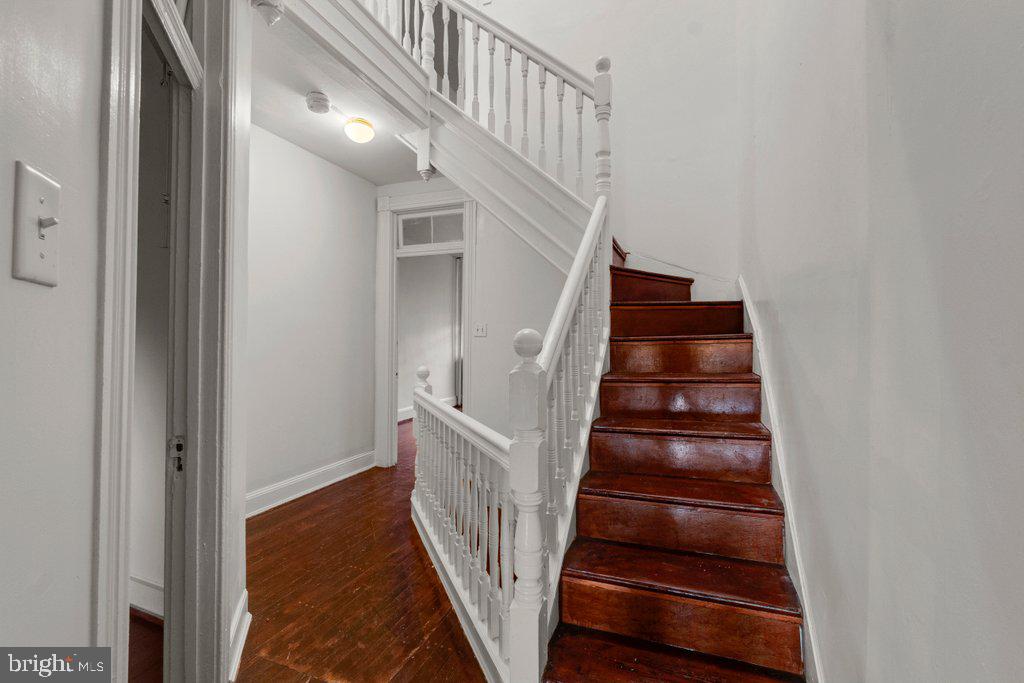 CHARLES VILLAGE - Residential