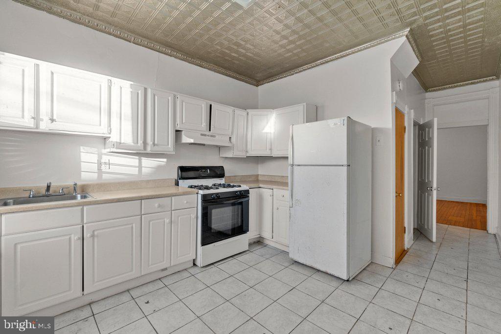 CHARLES VILLAGE - Residential