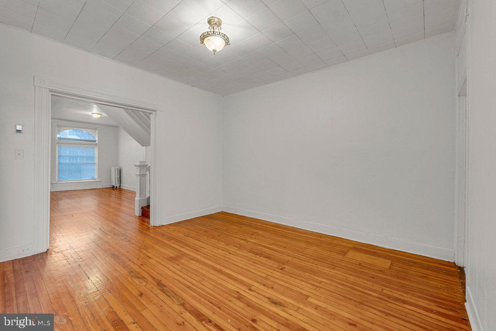 CHARLES VILLAGE - Residential