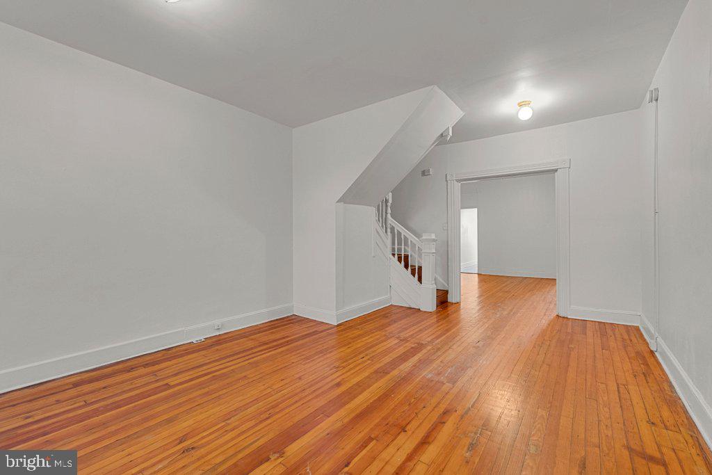 CHARLES VILLAGE - Residential