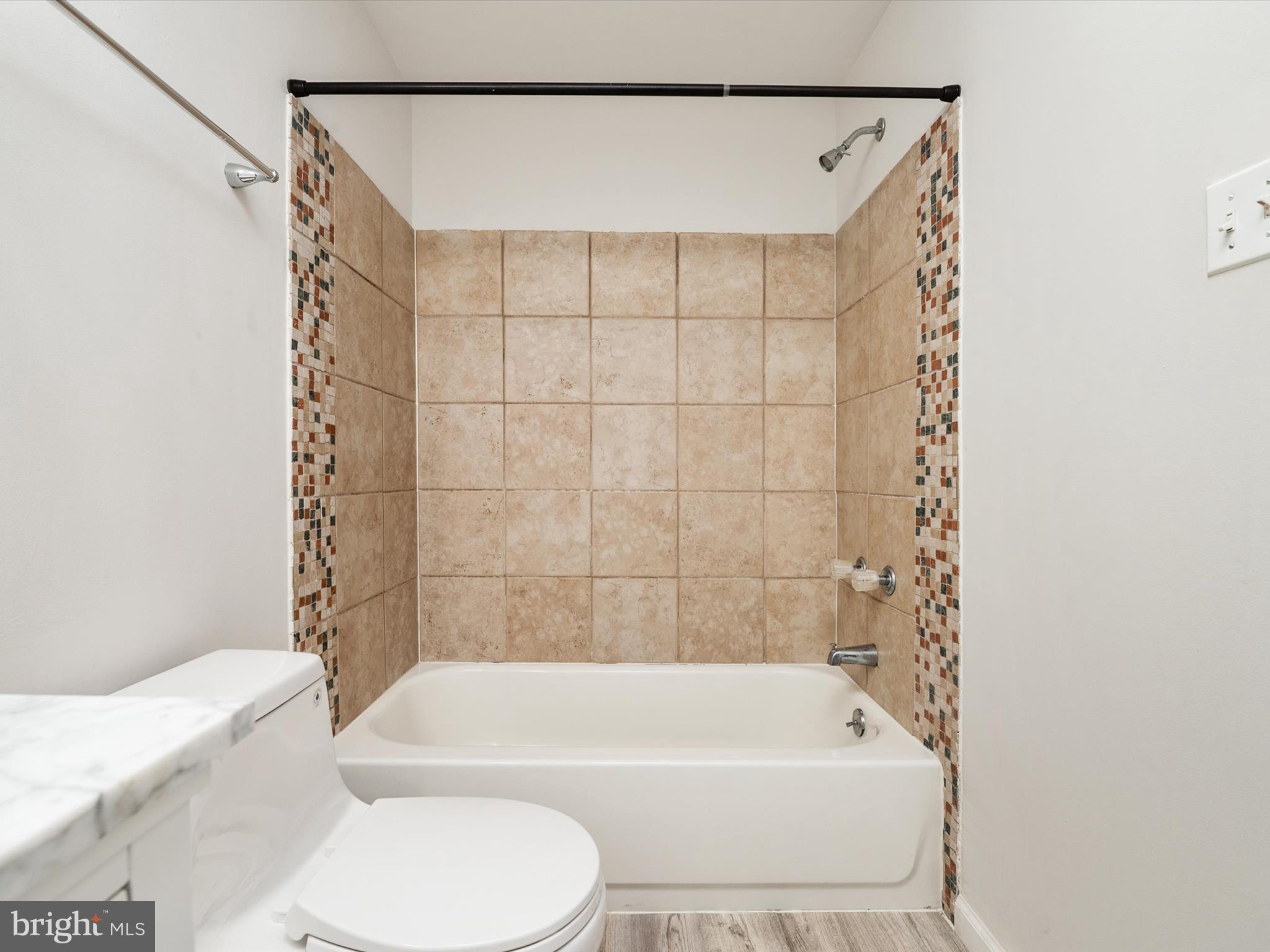 OXON RUN HILLS - Residential