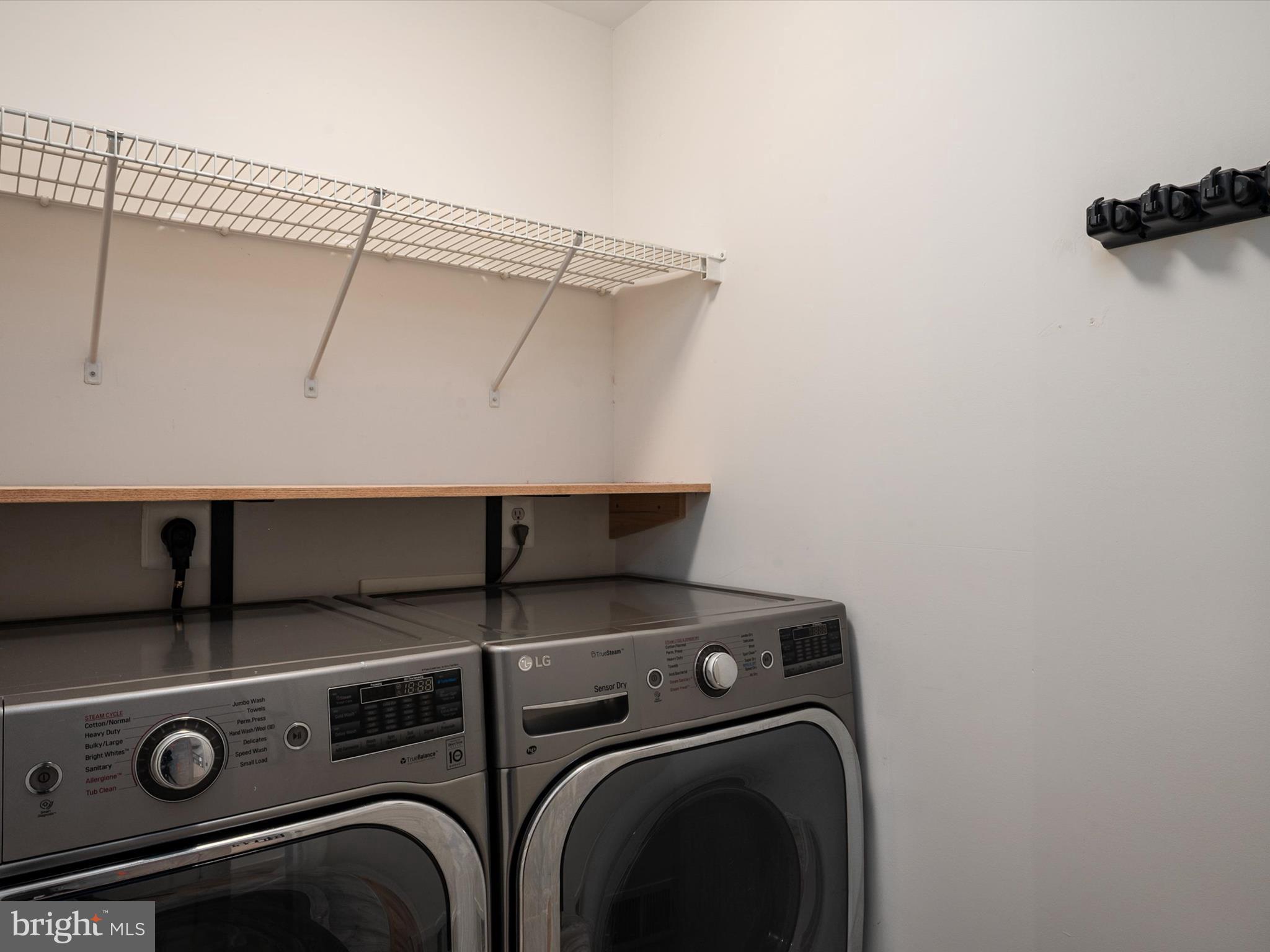 OXON RUN HILLS - Residential