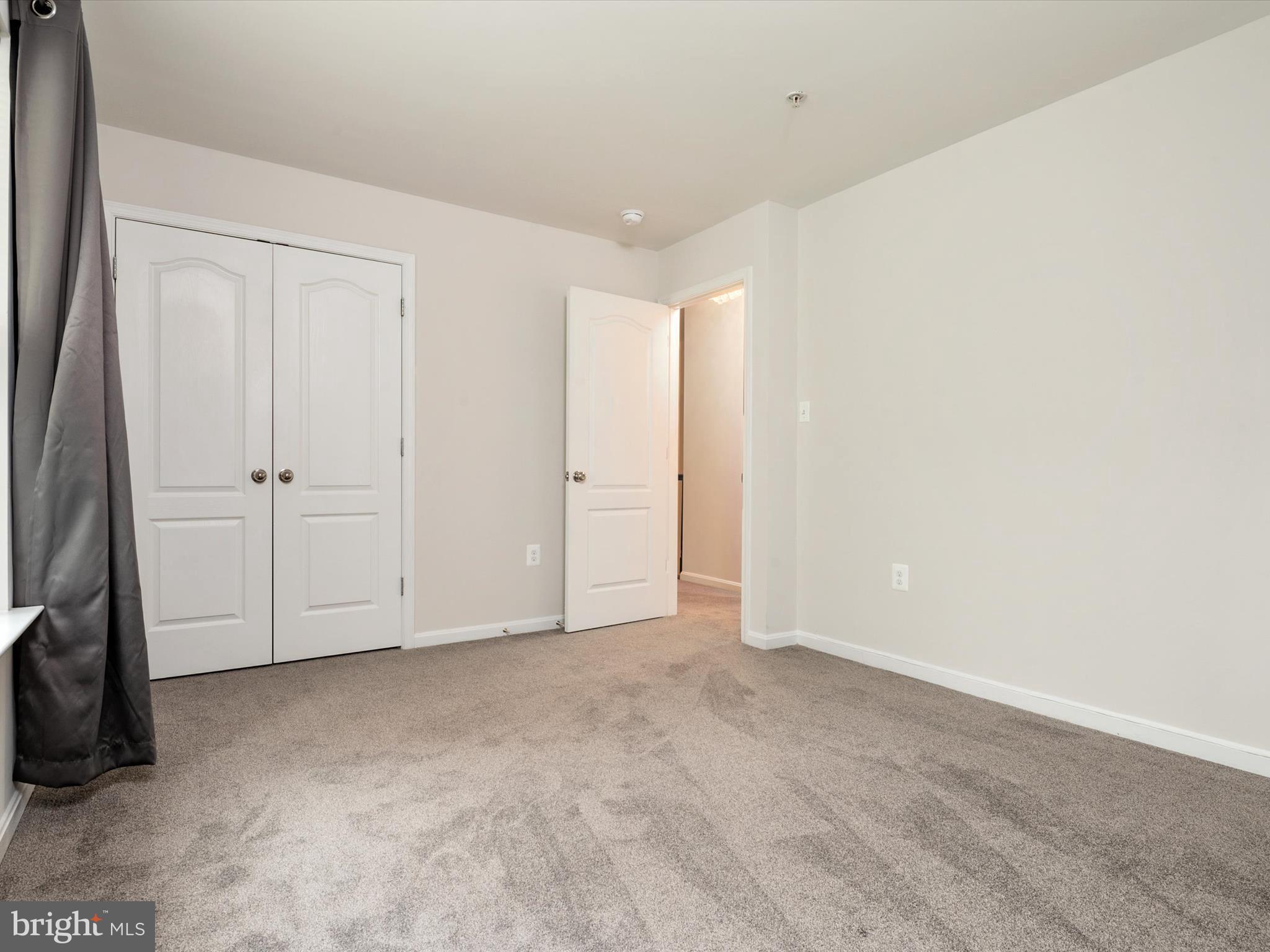 OXON RUN HILLS - Residential