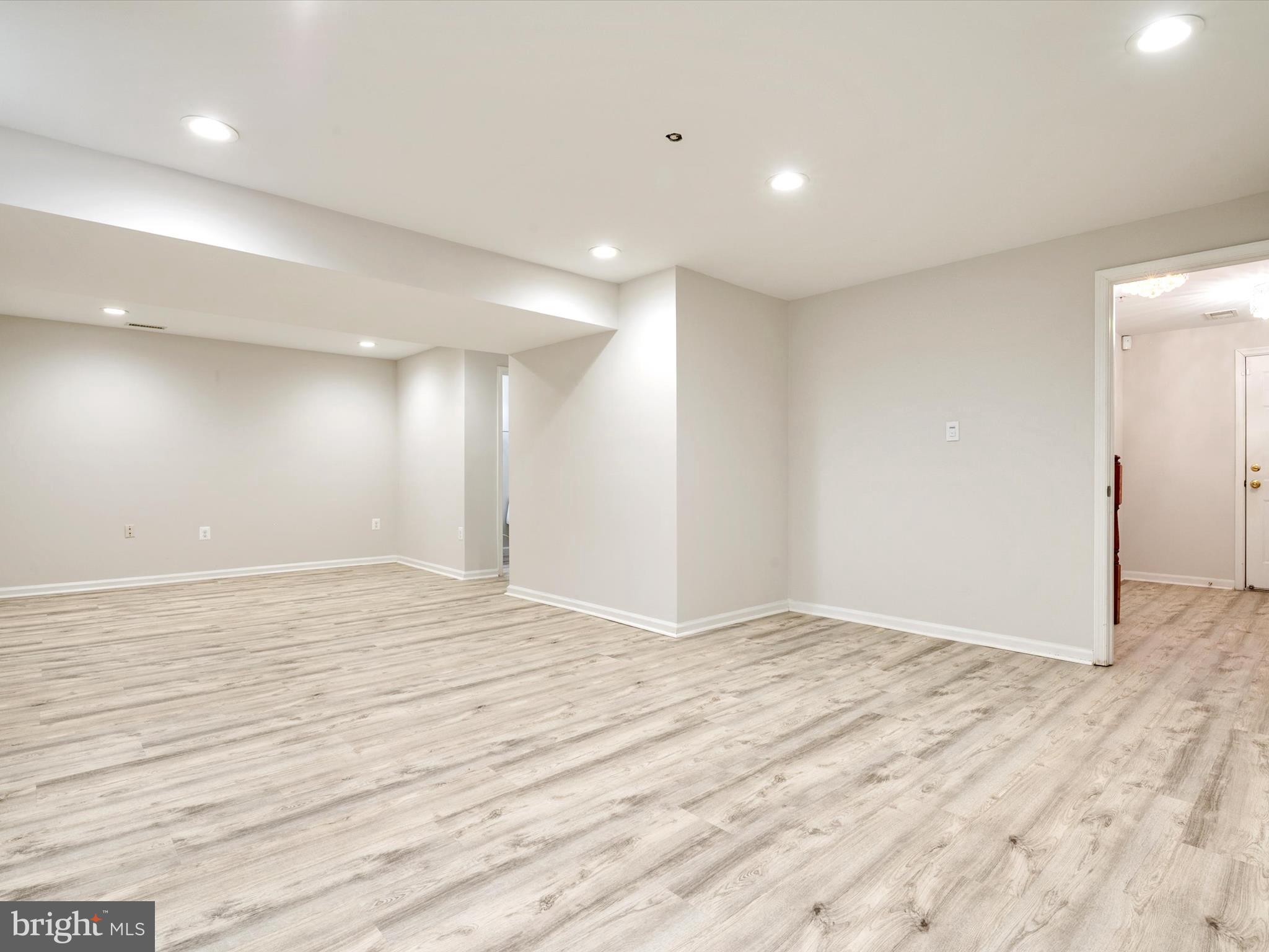 OXON RUN HILLS - Residential