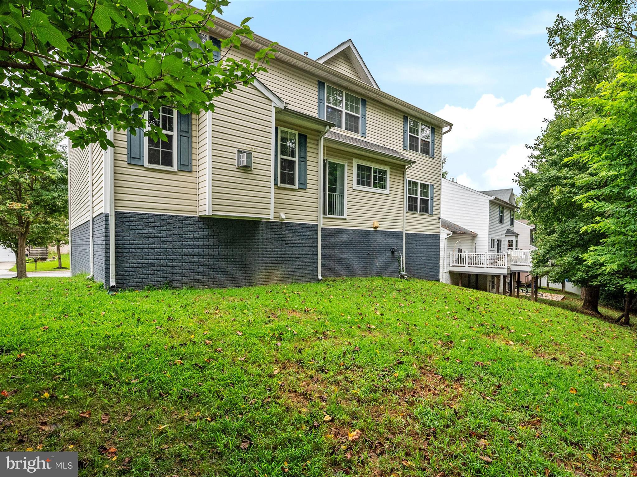 OXON RUN HILLS - Residential