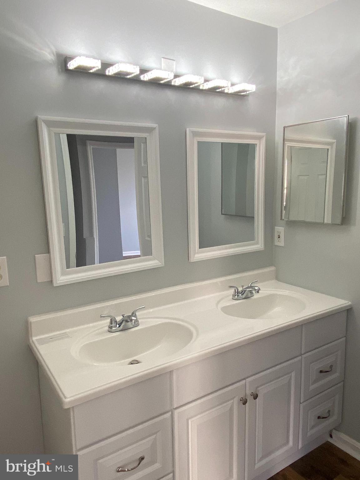 GREENSPRING OVERLOOK - Residential Lease