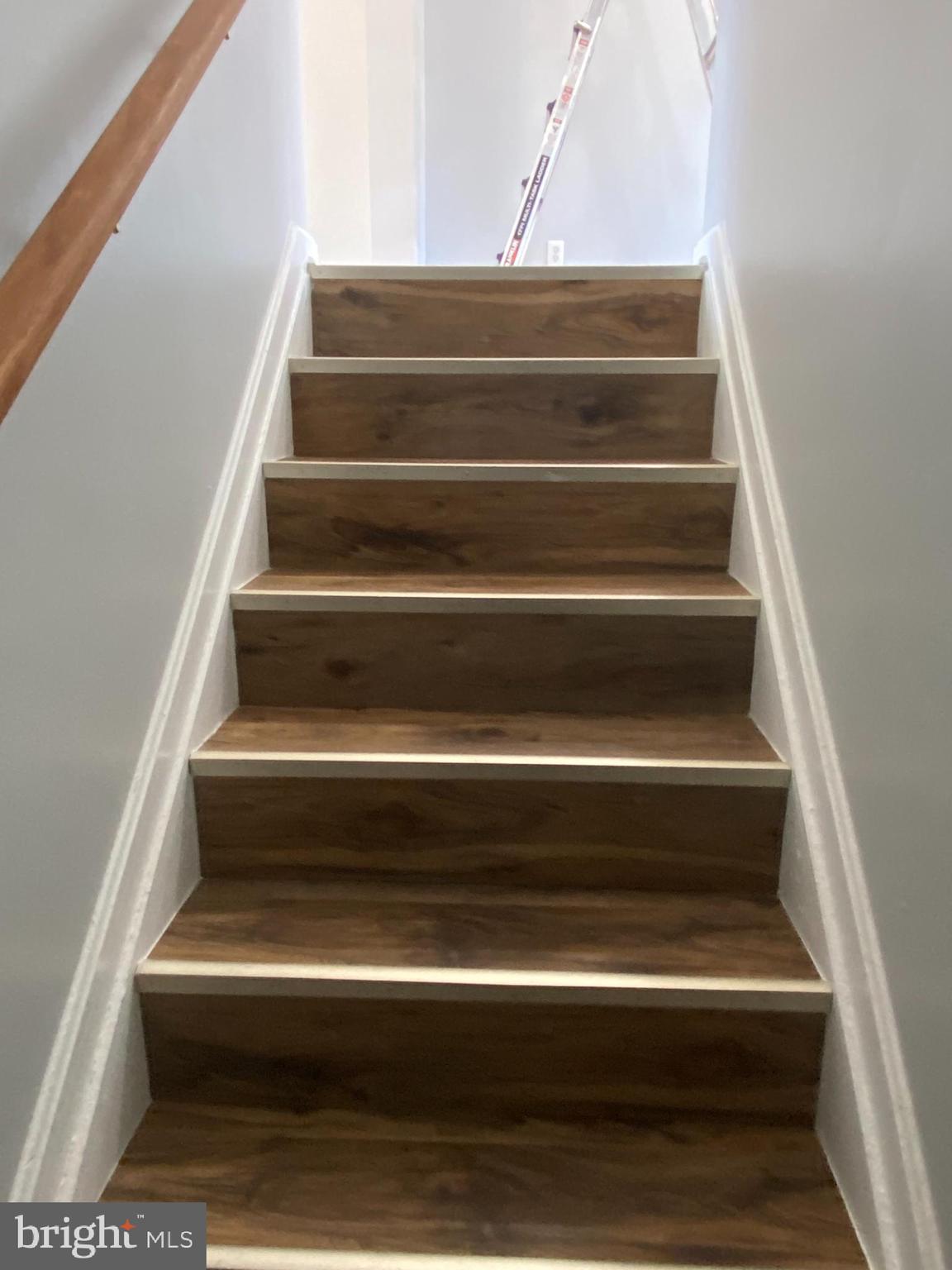 GREENSPRING OVERLOOK - Residential Lease