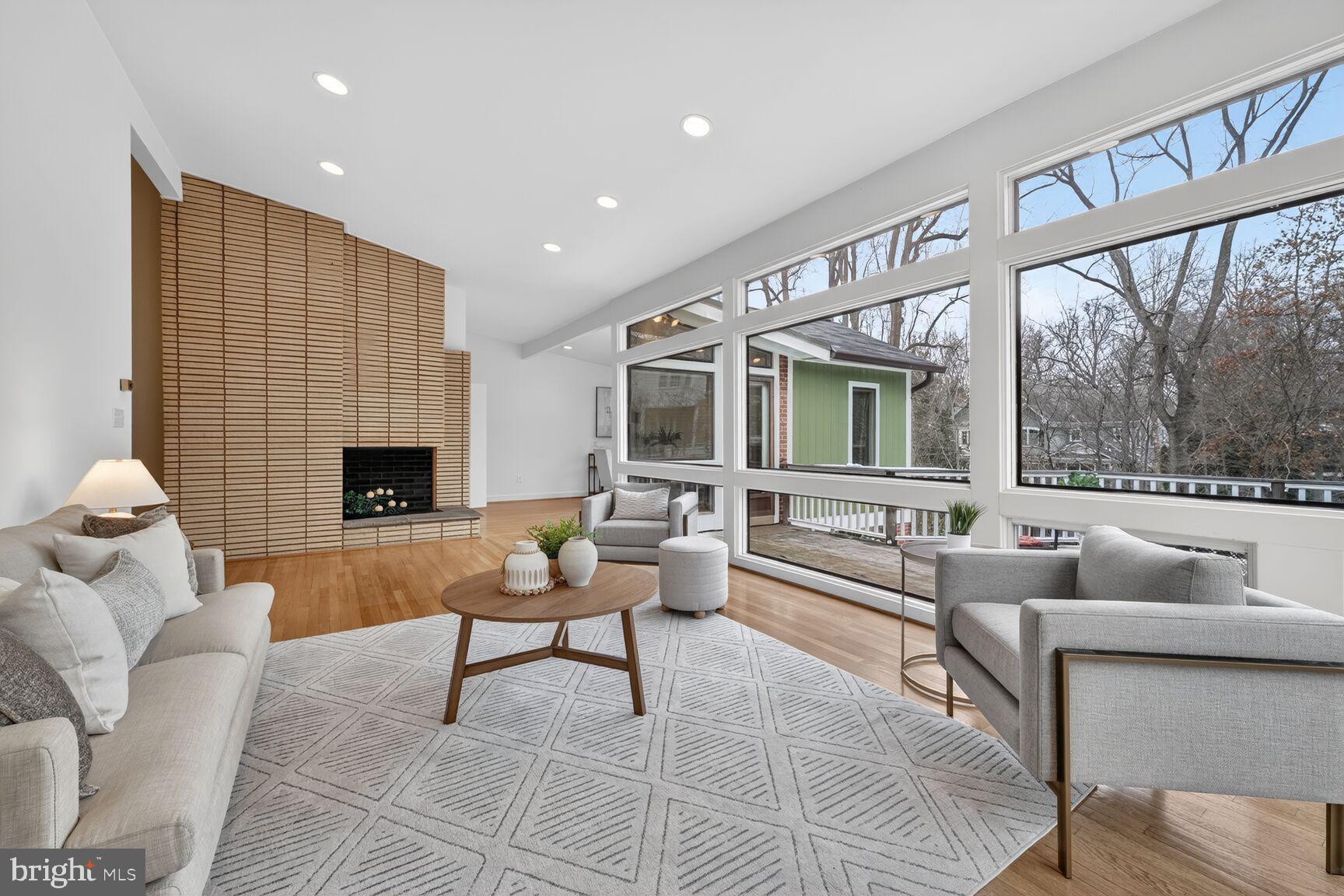 GLEN ECHO HEIGHTS - Residential