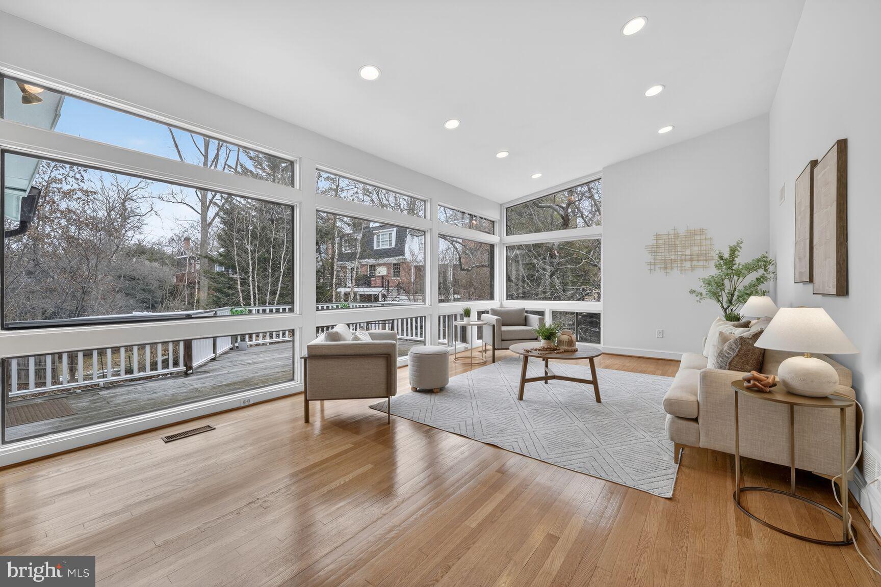 GLEN ECHO HEIGHTS - Residential