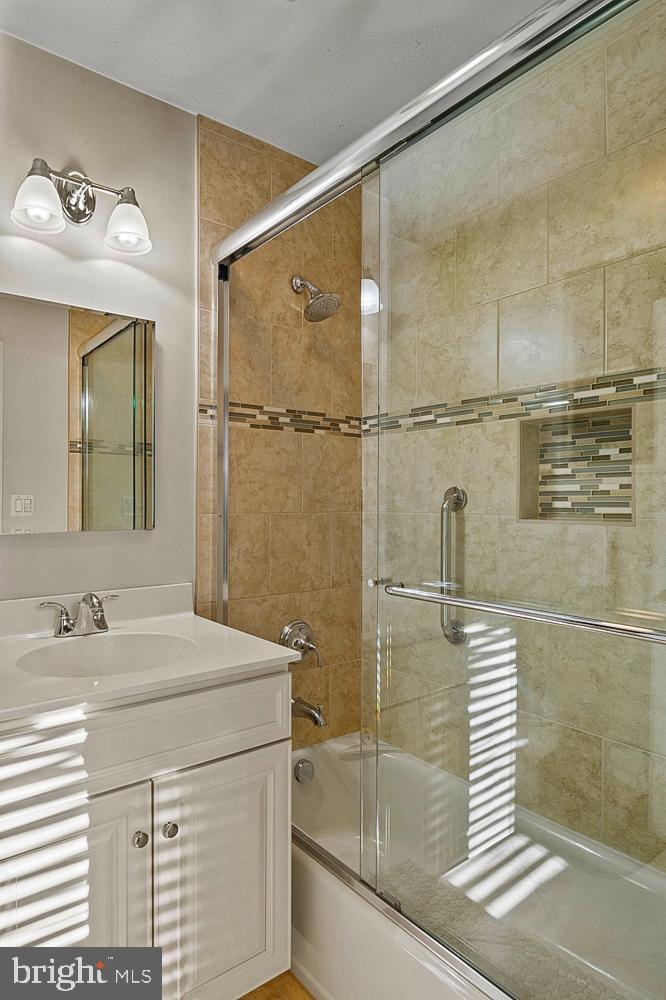 ROSEWOOD - Residential