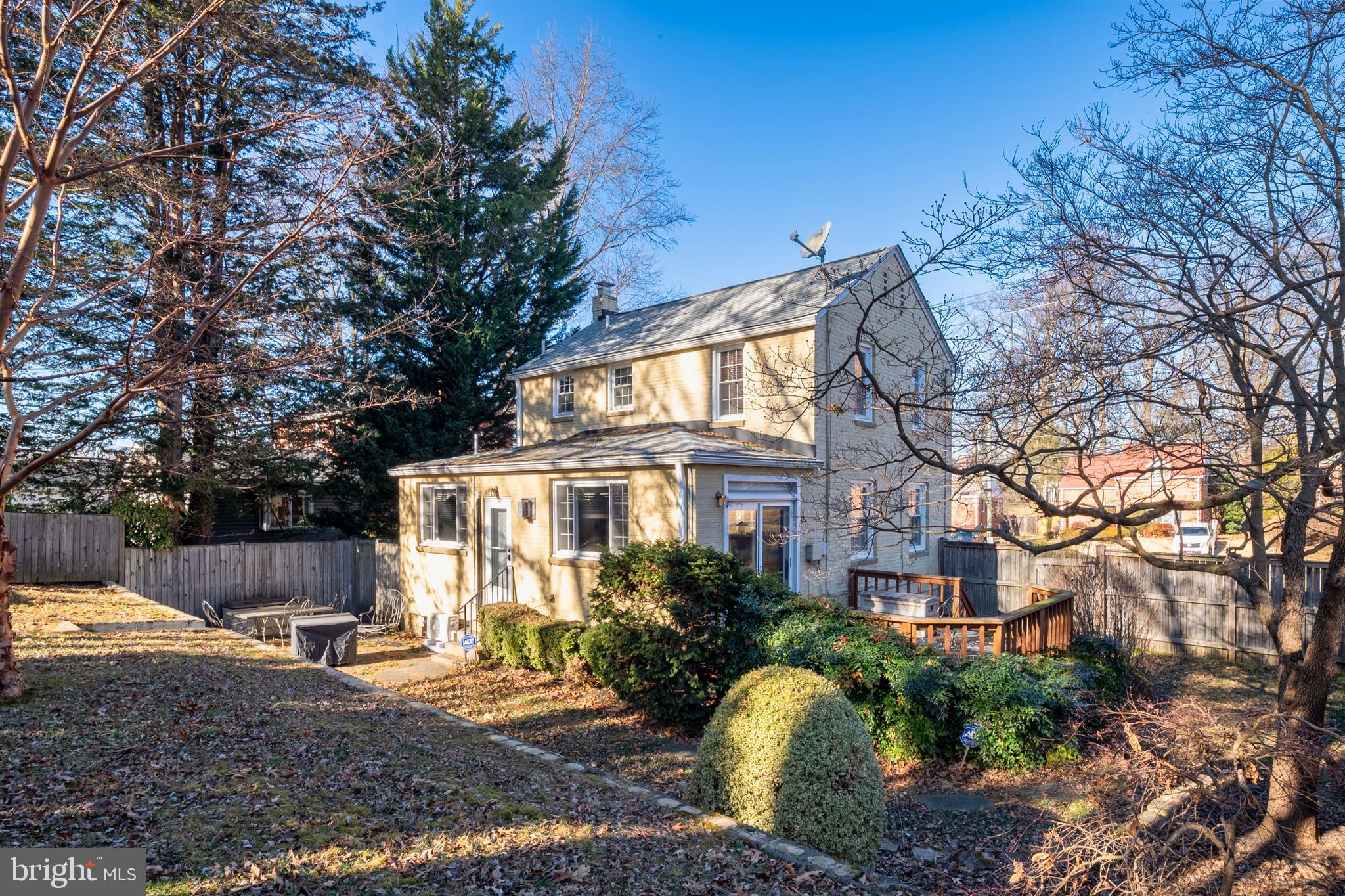 ROSEWOOD - Residential