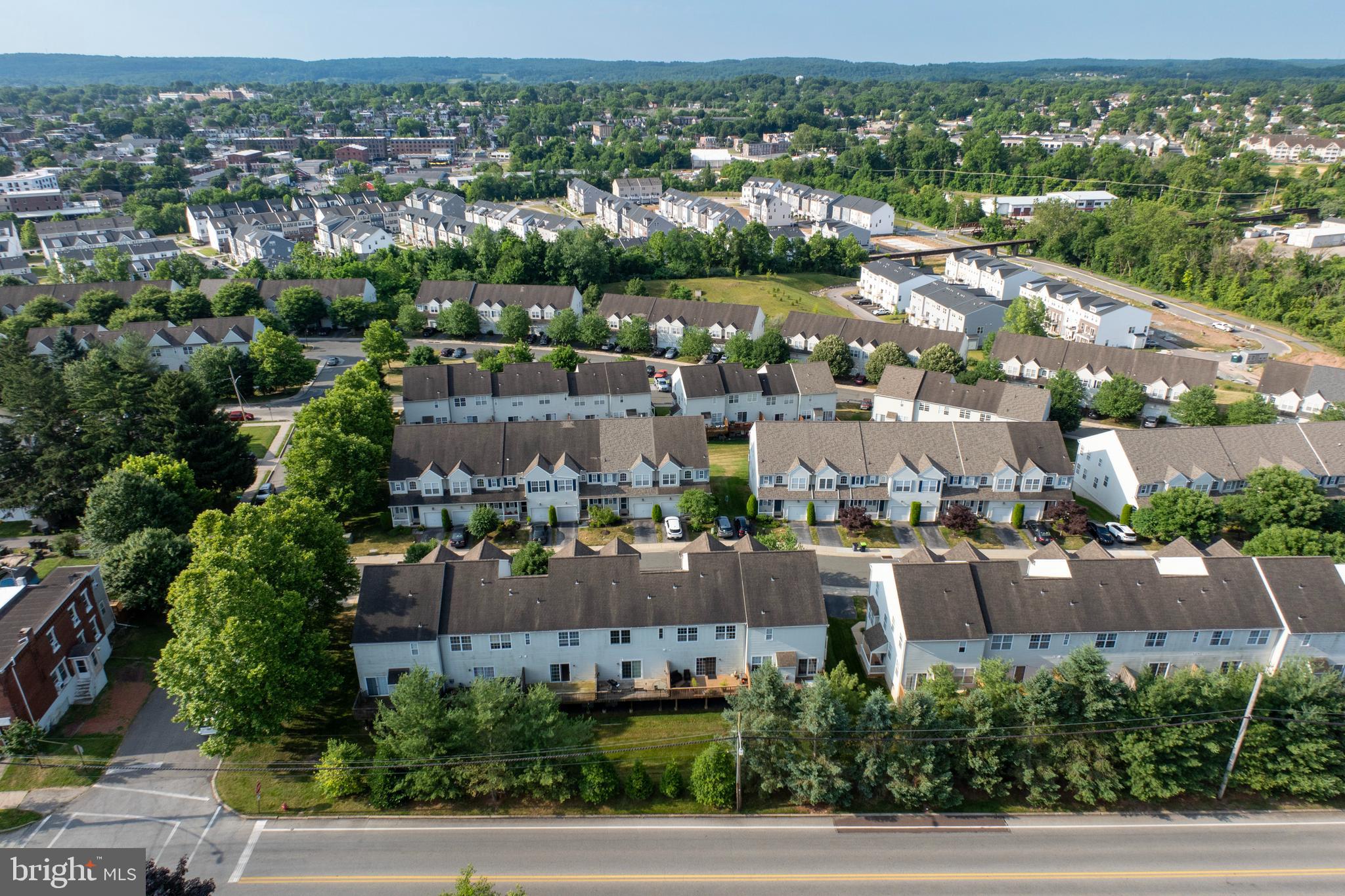 FRENCH CREEK TOWNH - Residential