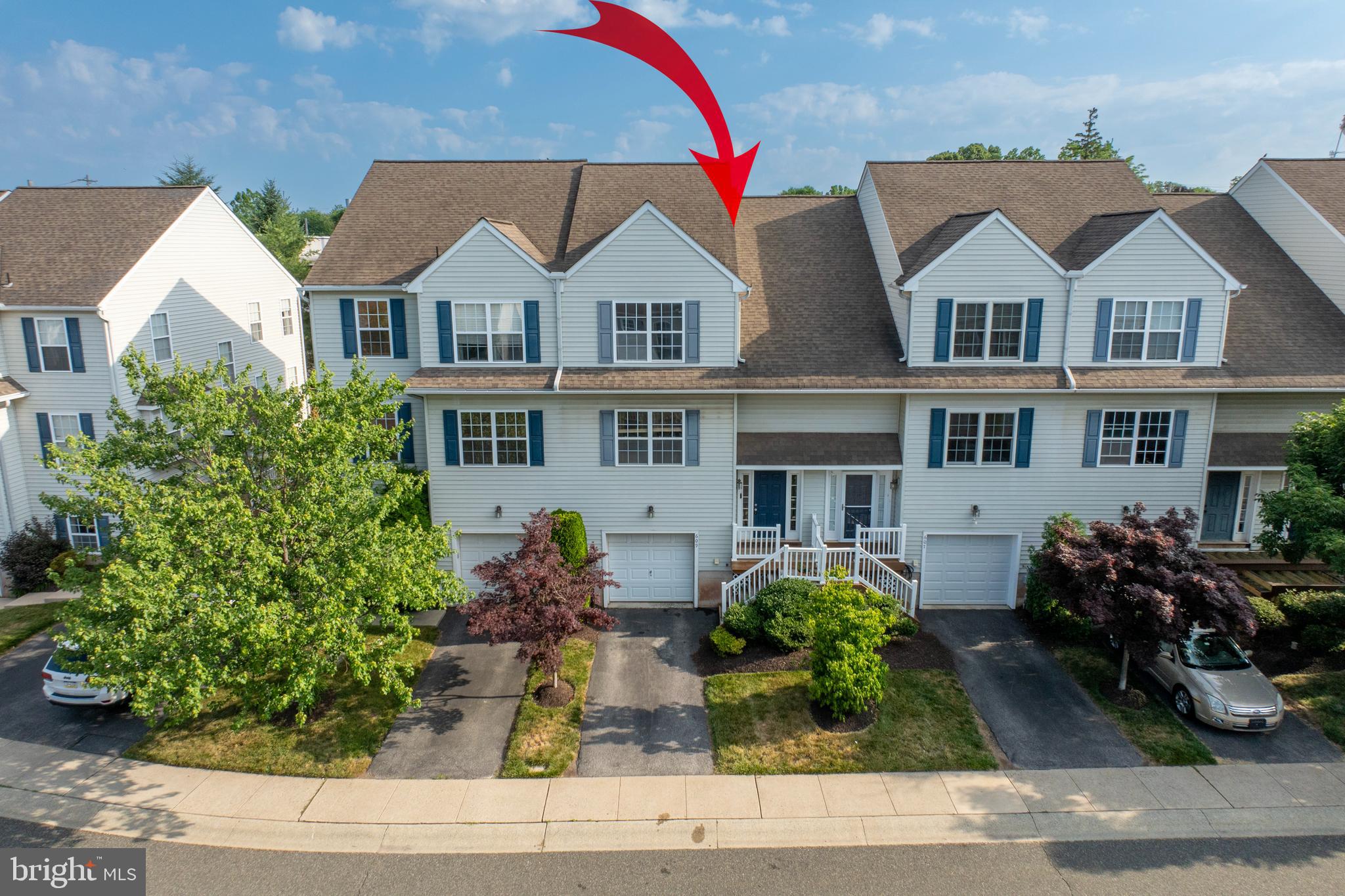 FRENCH CREEK TOWNH - Residential