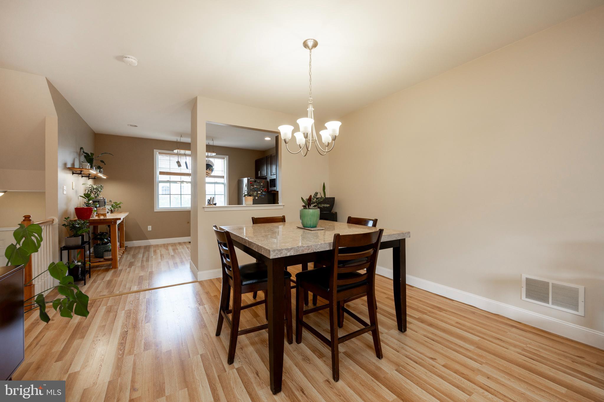 FRENCH CREEK TOWNH - Residential