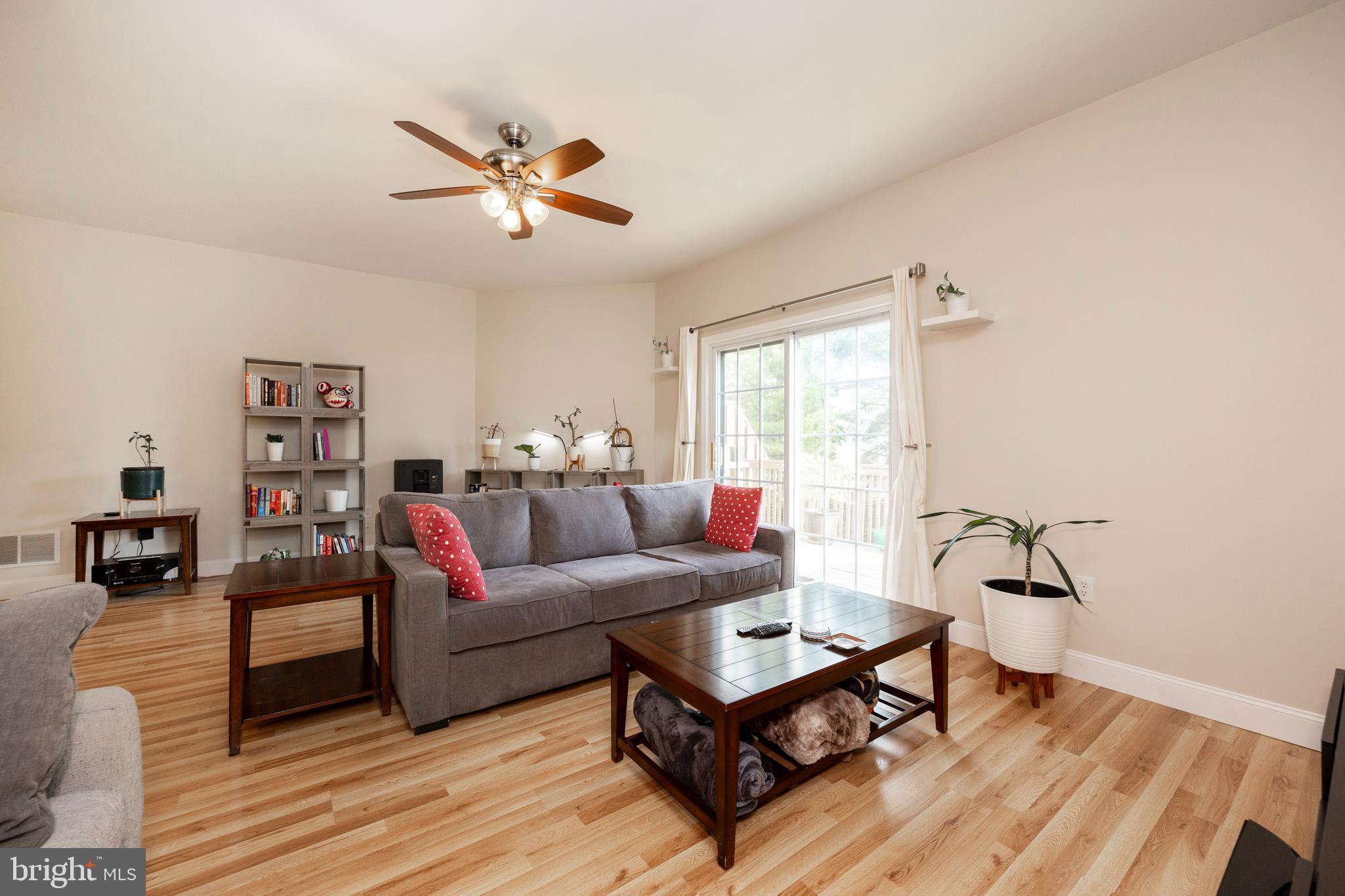 FRENCH CREEK TOWNH - Residential