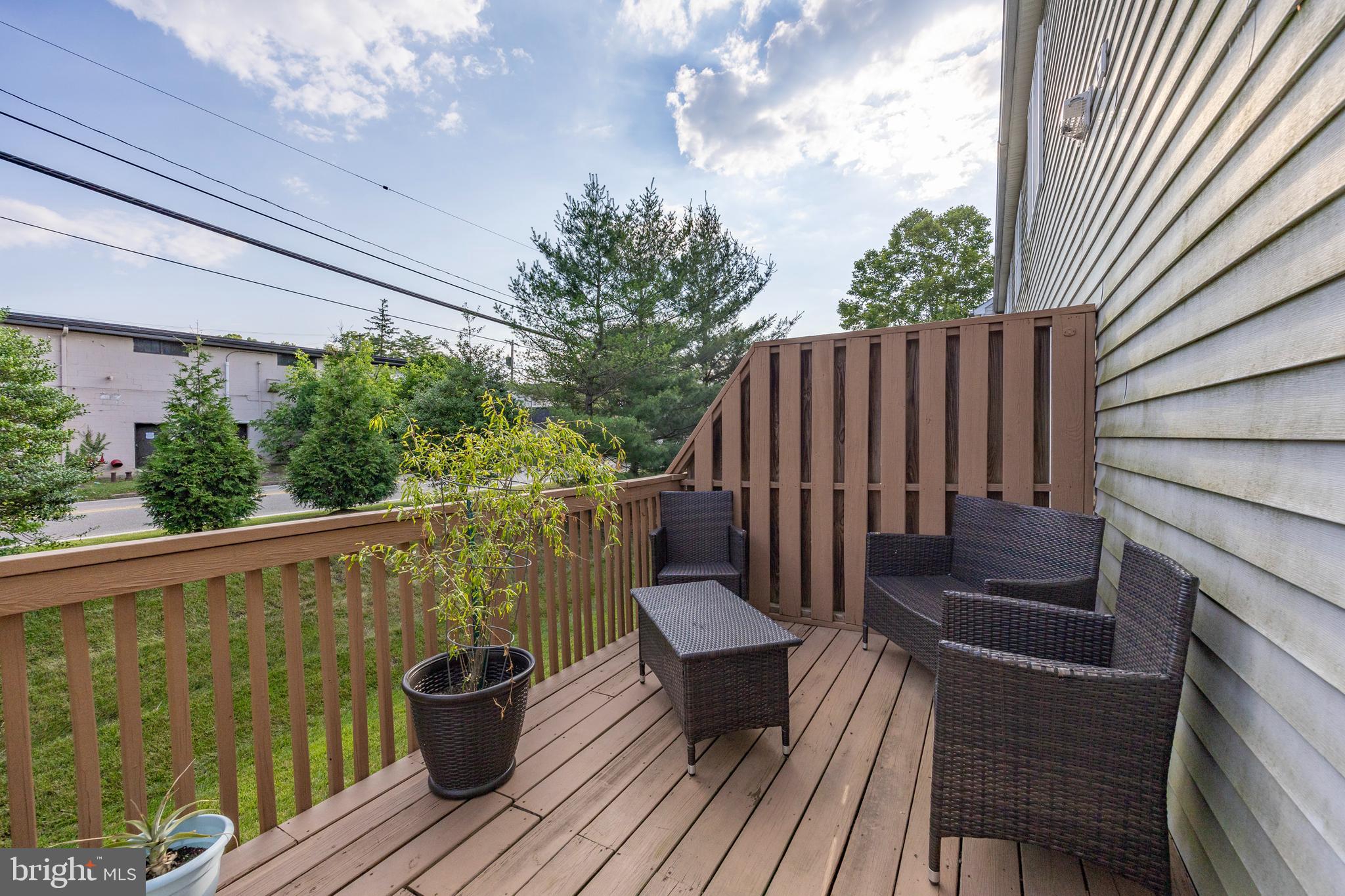 FRENCH CREEK TOWNH - Residential