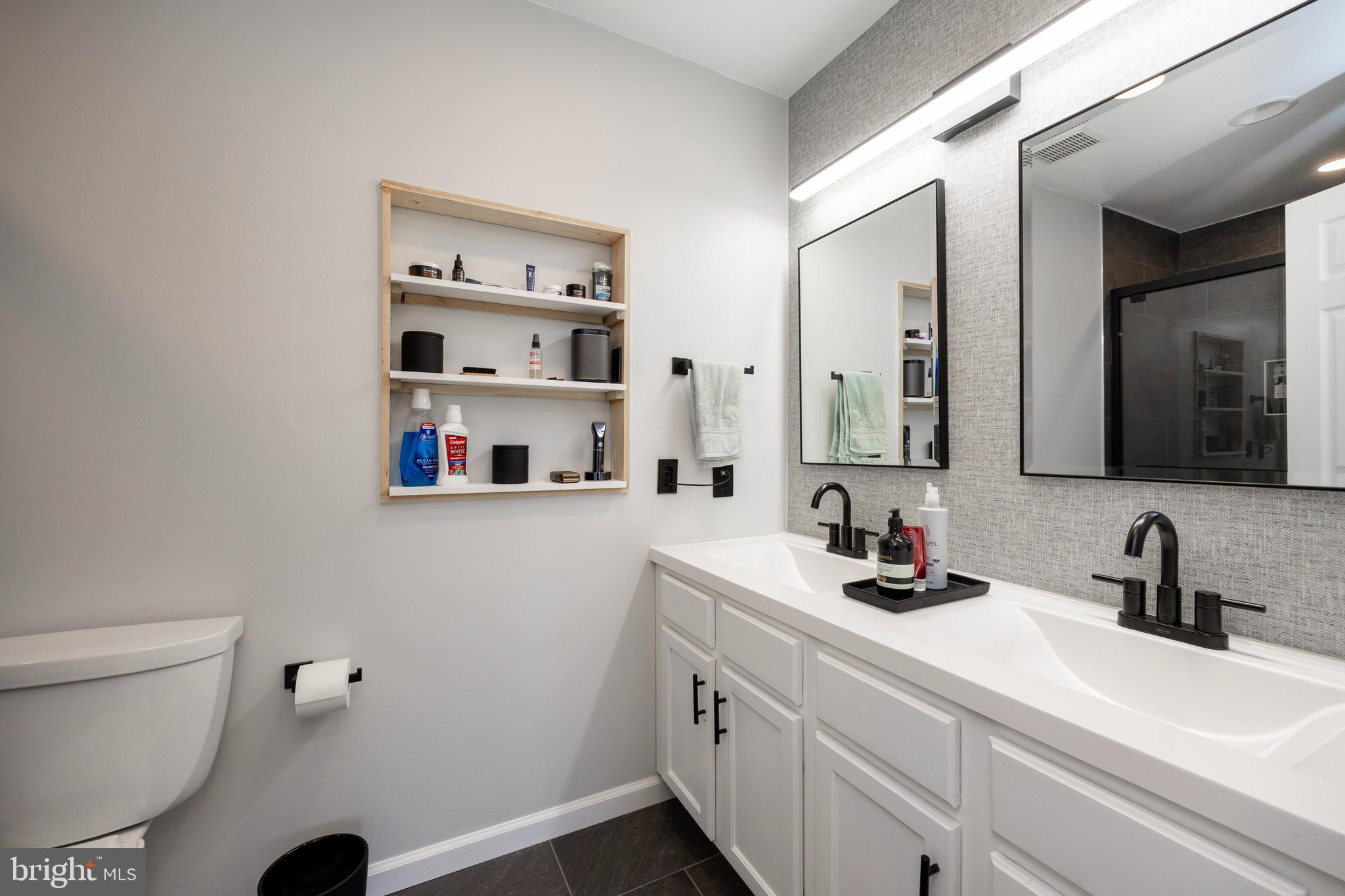 FRENCH CREEK TOWNH - Residential