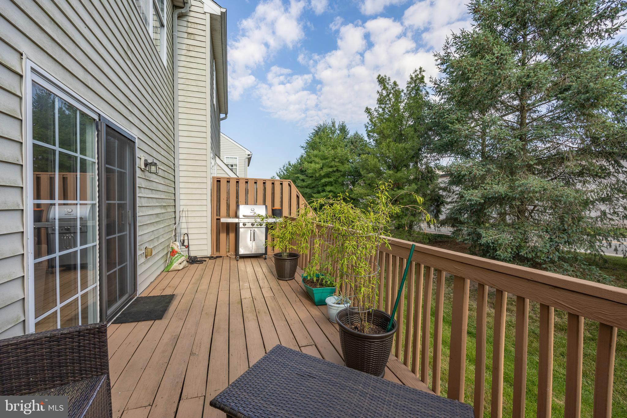 FRENCH CREEK TOWNH - Residential