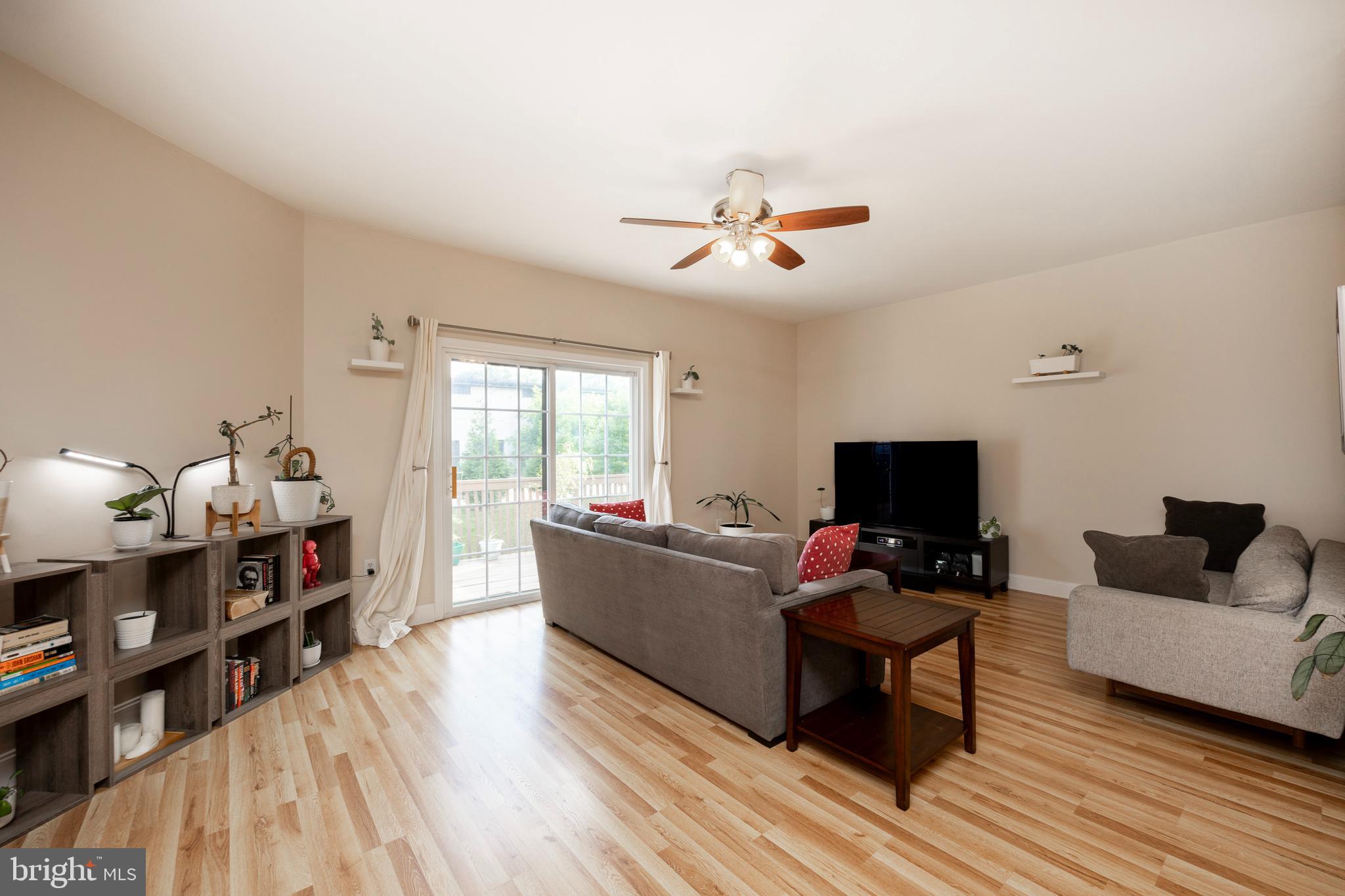 FRENCH CREEK TOWNH - Residential