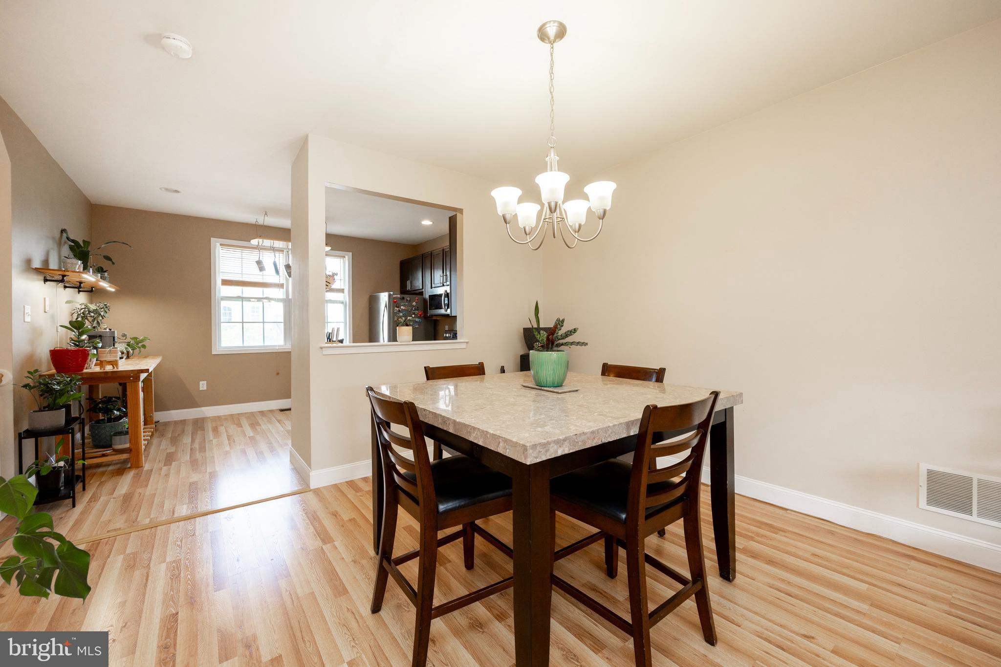 FRENCH CREEK TOWNH - Residential