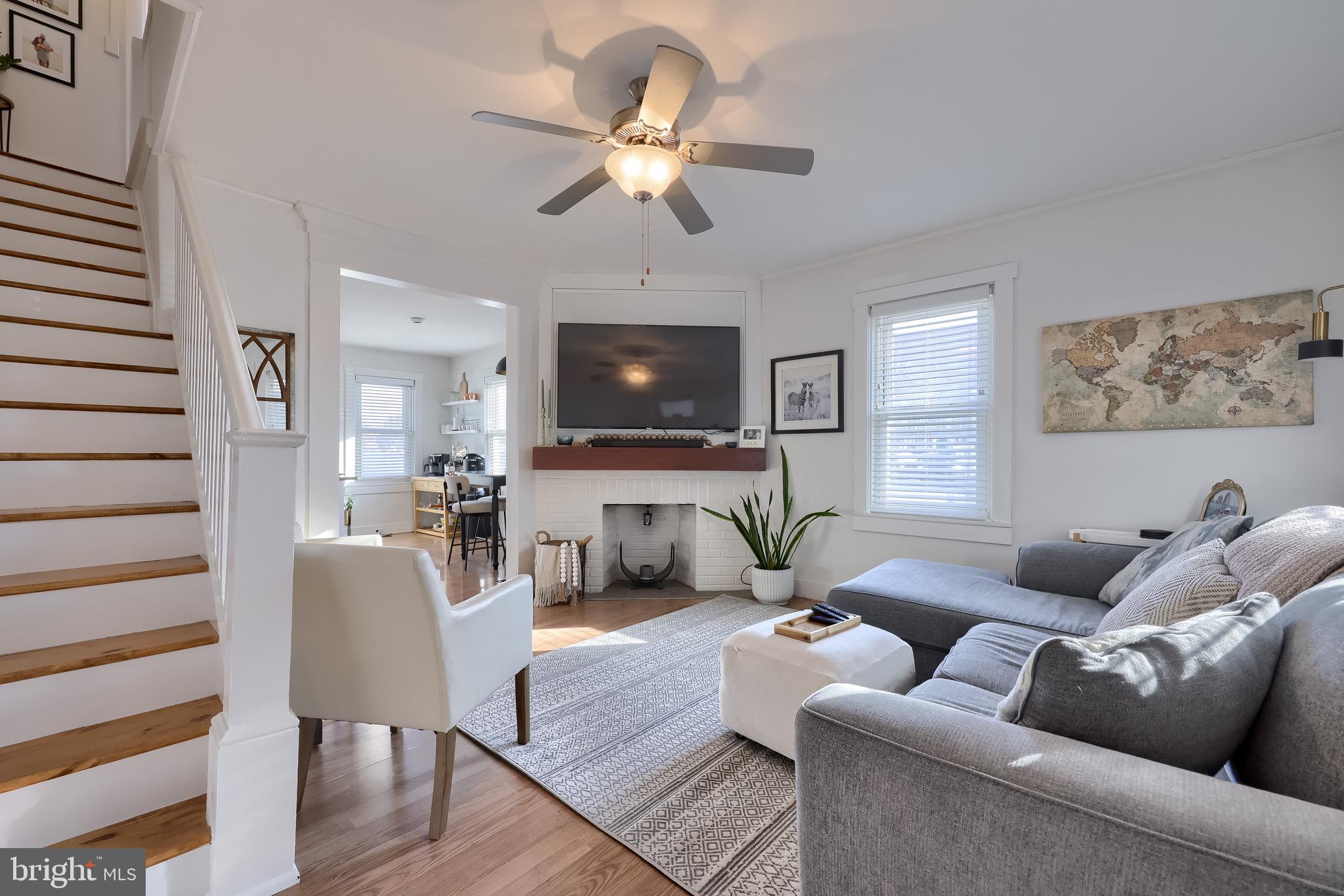 1017 N CHARLOTTE STREET