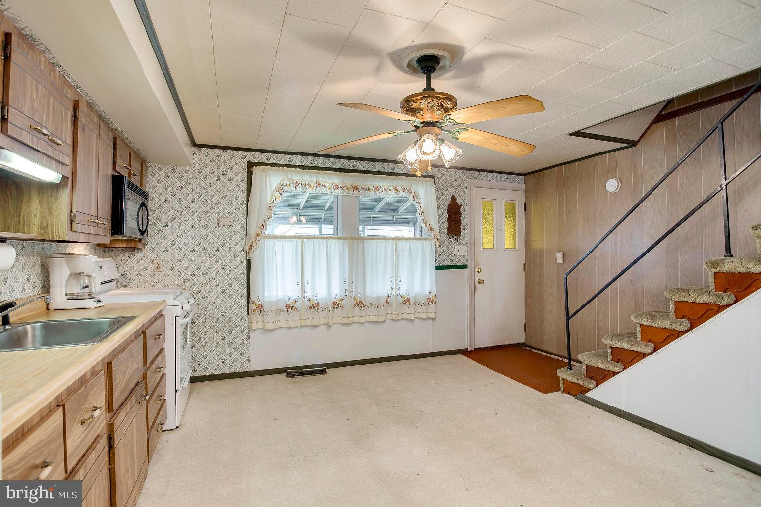 EASTWOOD HEIGHTS - Residential