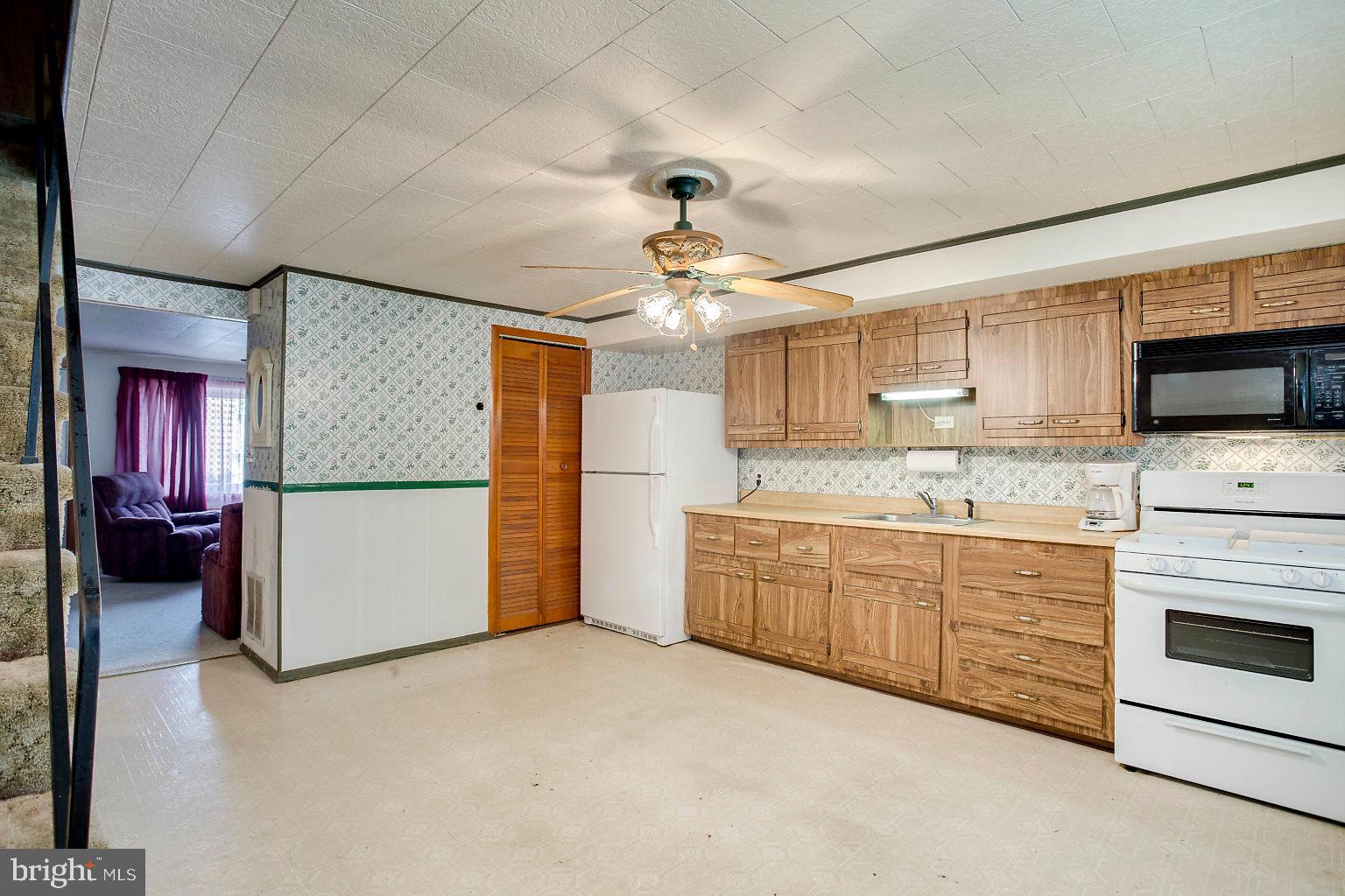 EASTWOOD HEIGHTS - Residential