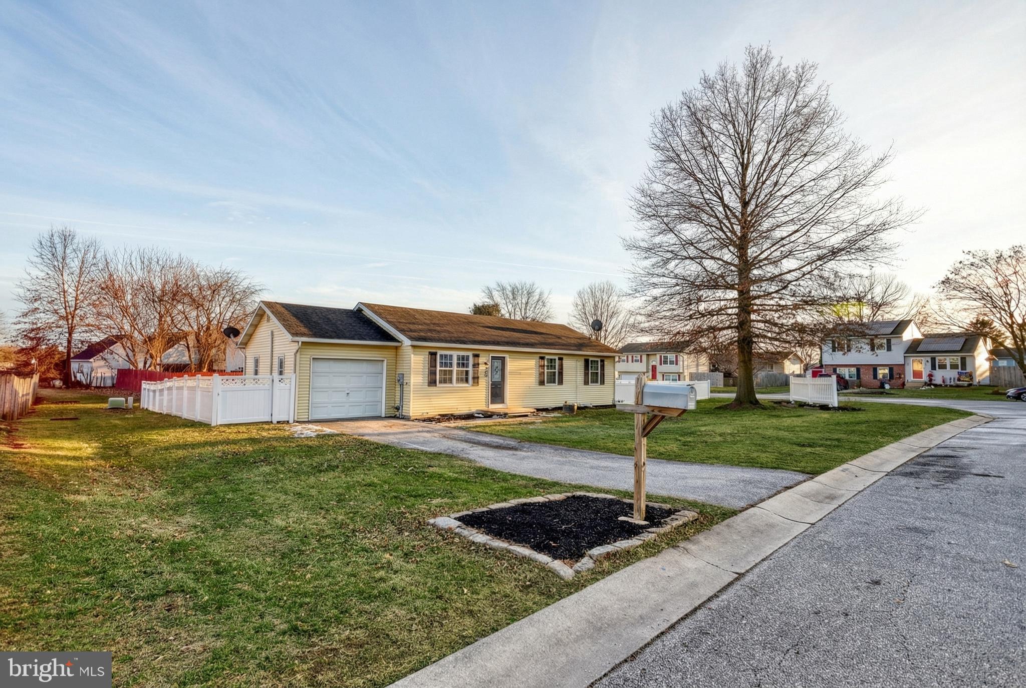 3330 E PHEASANT DRIVE