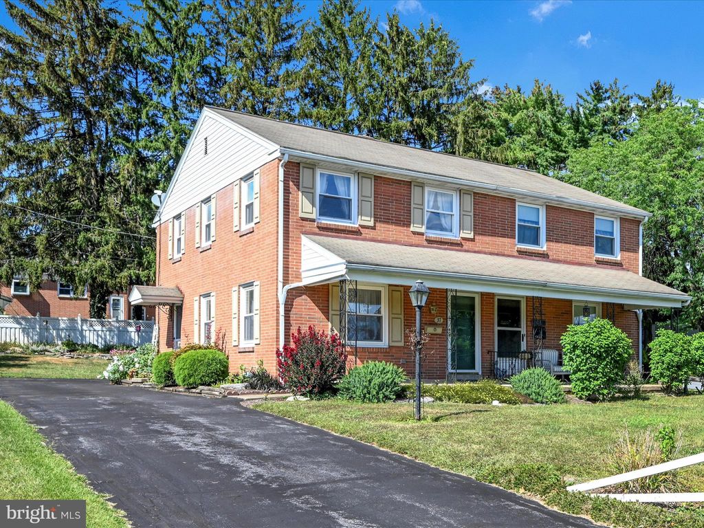 Photo of 37 Spring Garden Street, ELIZABETHTOWN, PA 17022 (MLS # PALA2075576)