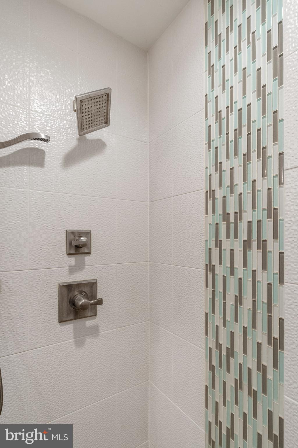 SILVERGATE VILLAGE - Residential