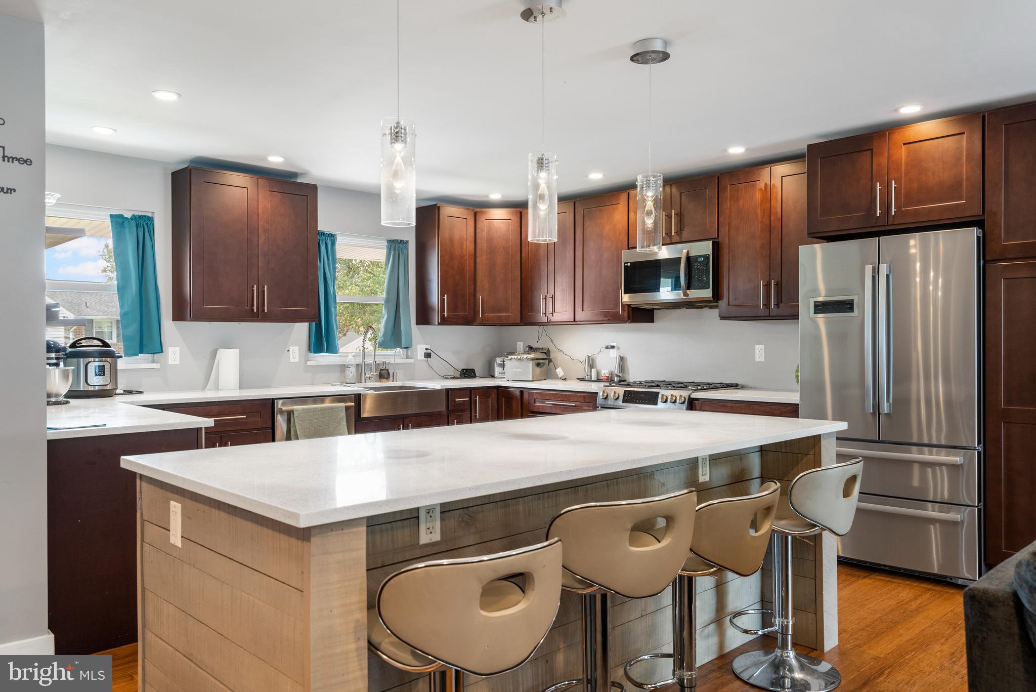 SILVERGATE VILLAGE - Residential