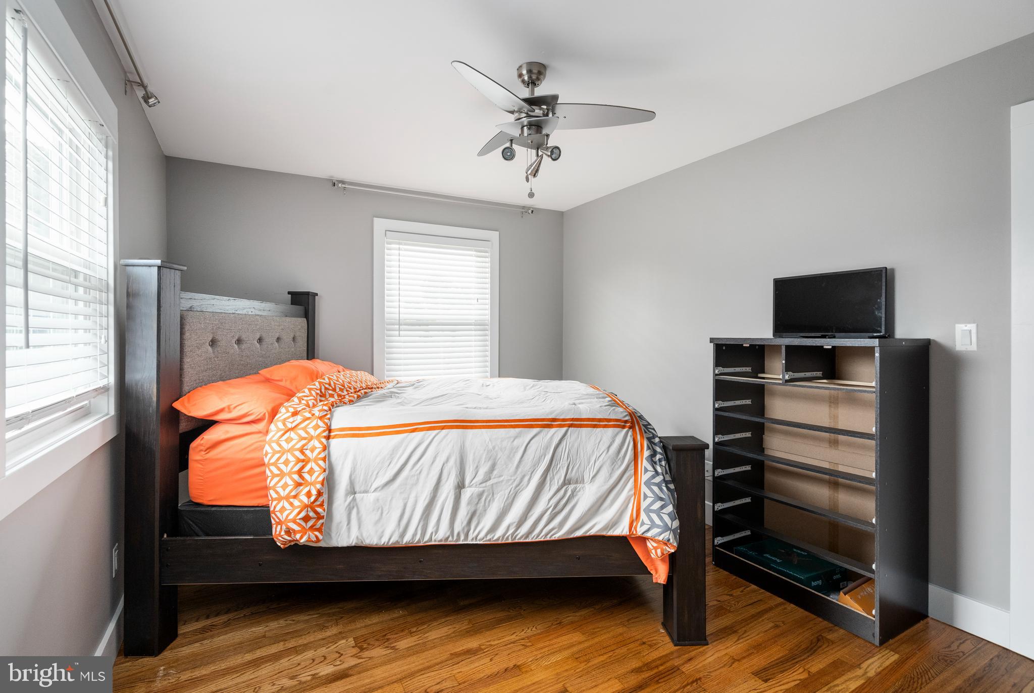 SILVERGATE VILLAGE - Residential