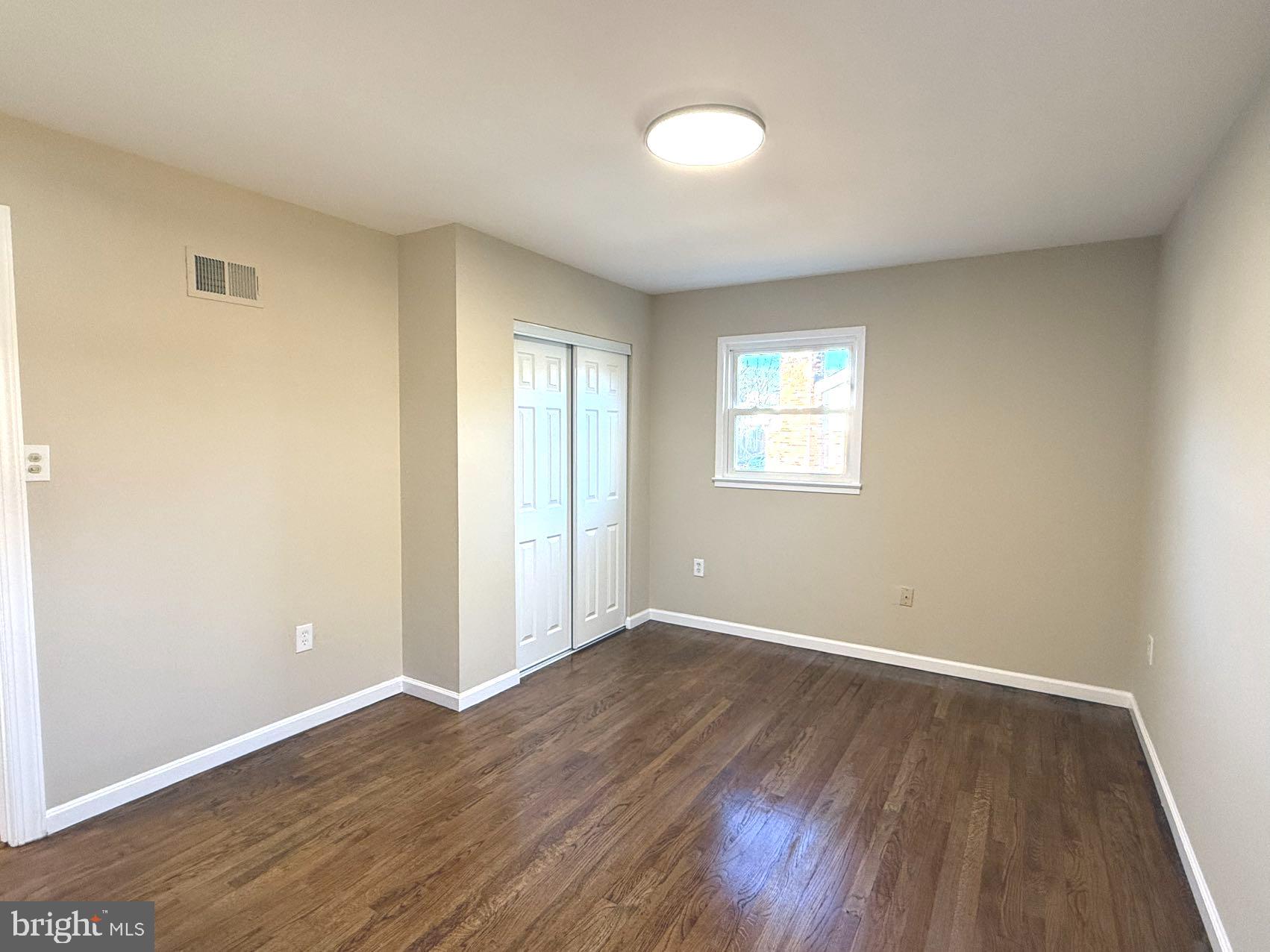 DALE CITY - Residential Lease