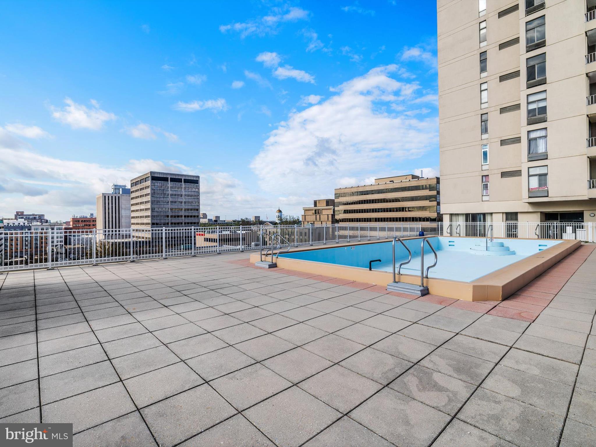 PENTHOUSE - Residential