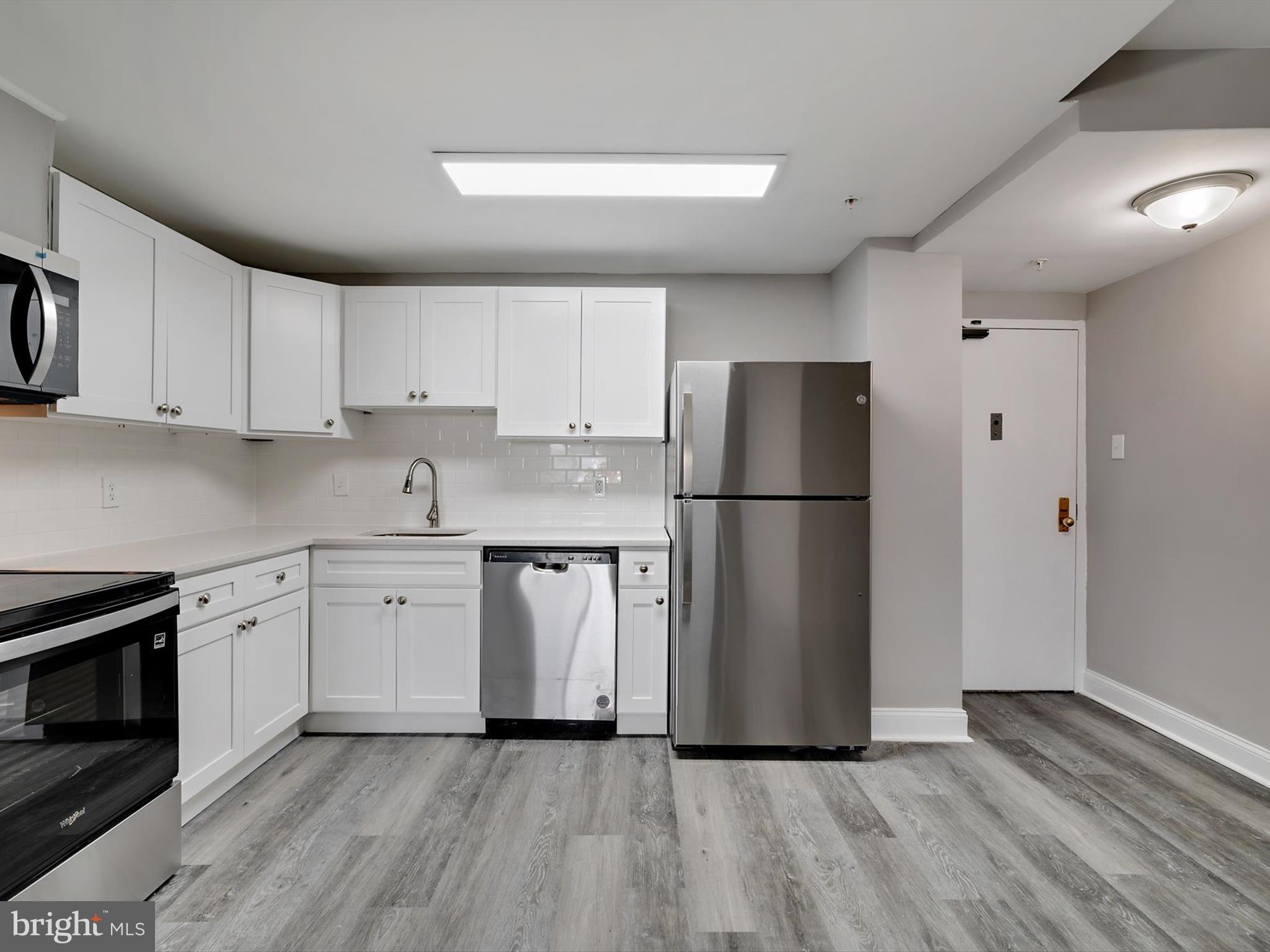 28 ALLEGHENY AVENUE 2502