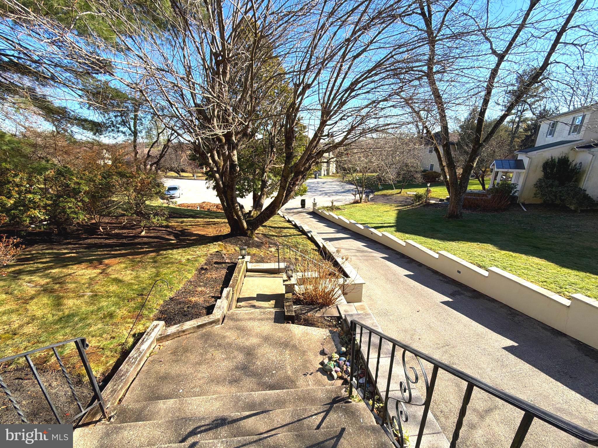 THE HILLS OF BRYN - Residential Lease