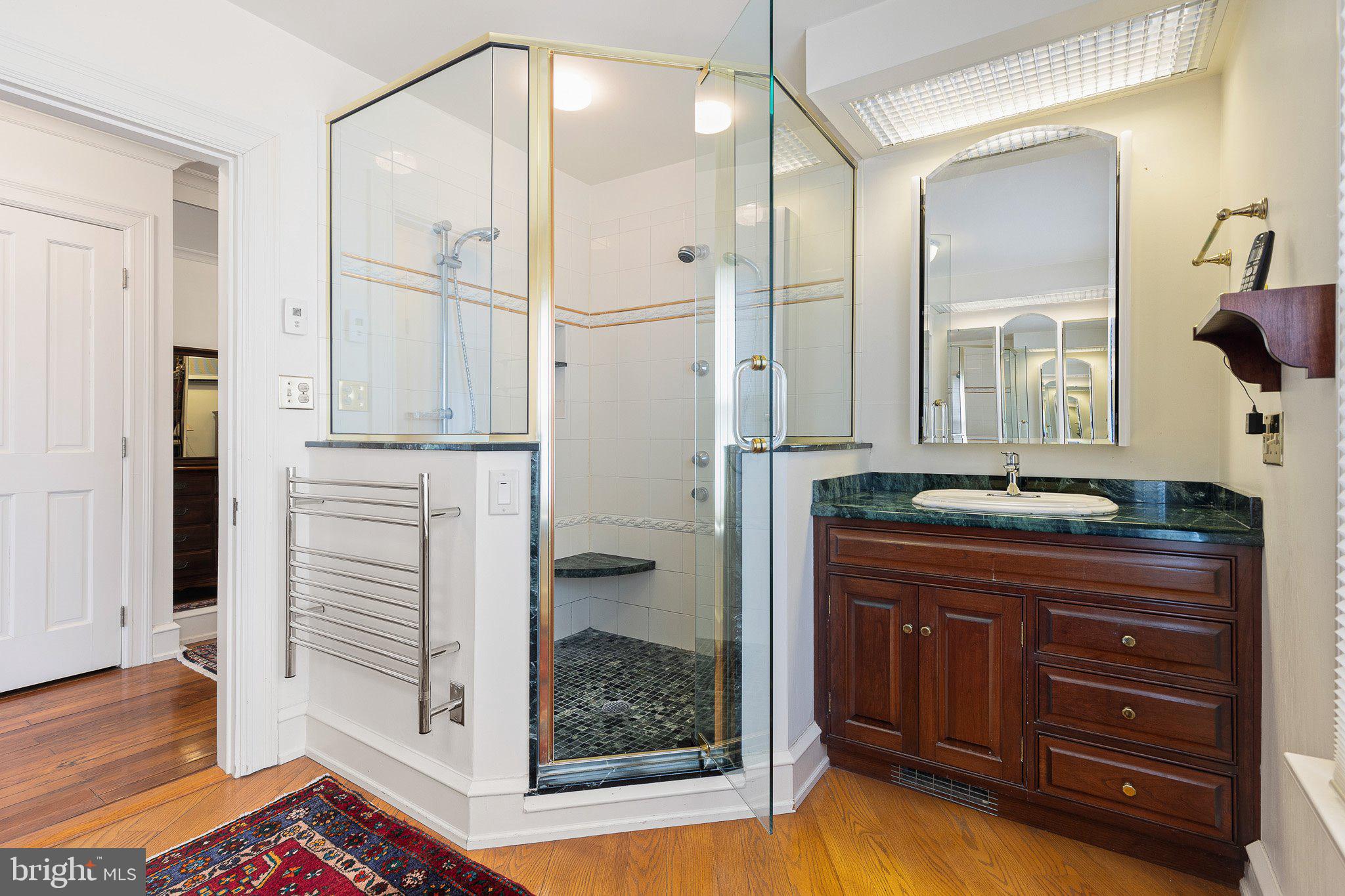 HICKORY HILL - Residential