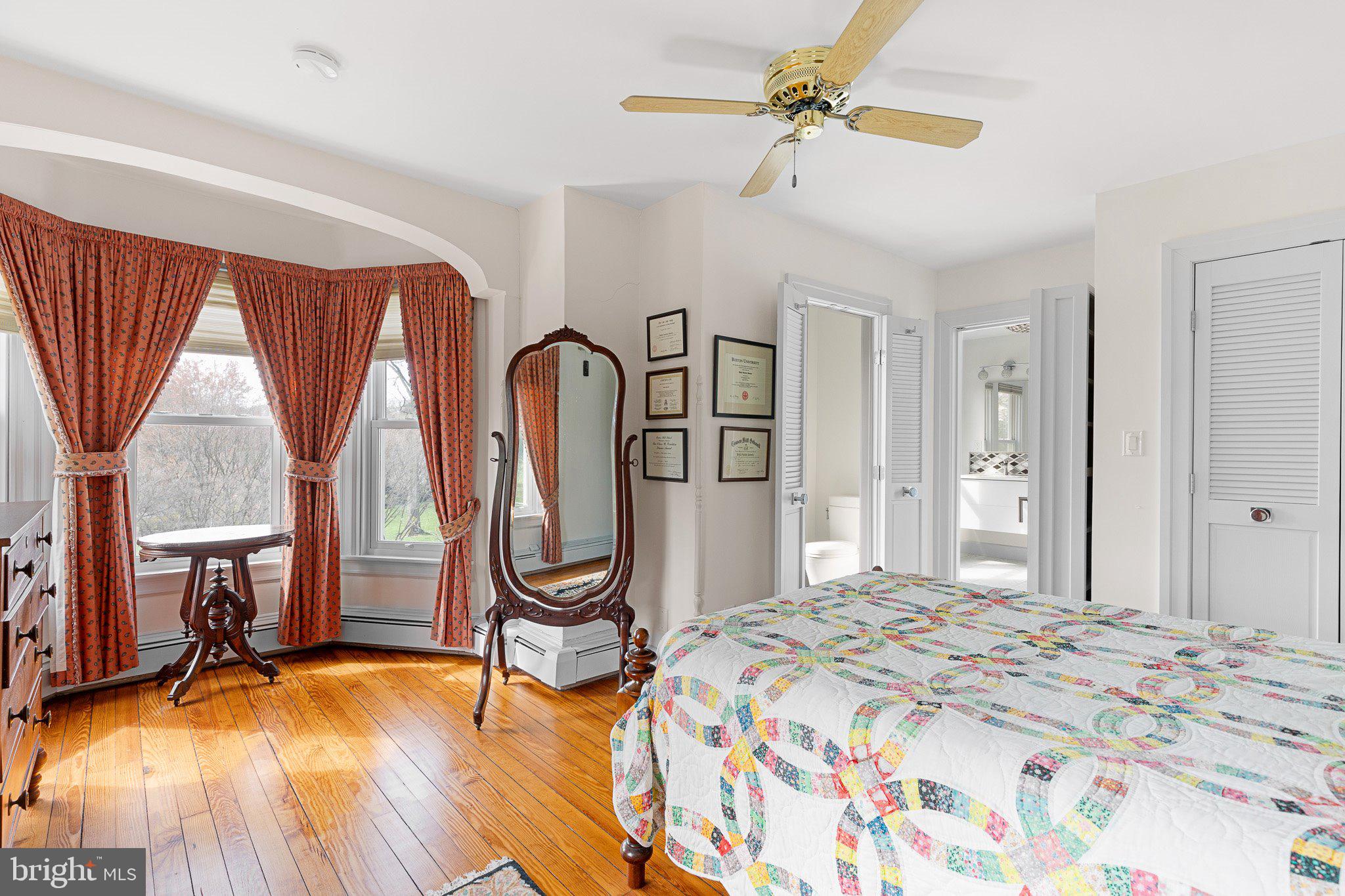 HICKORY HILL - Residential