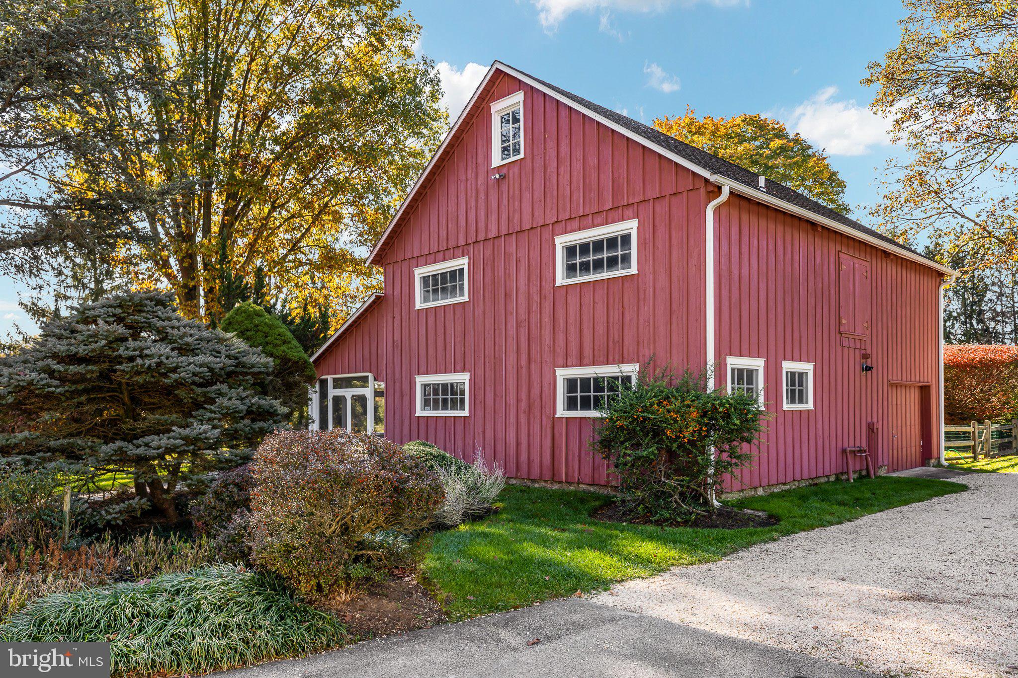 HICKORY HILL - Residential