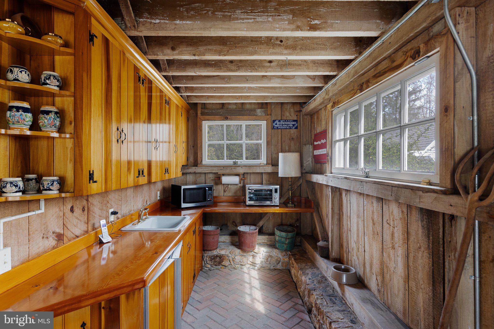 HICKORY HILL - Residential