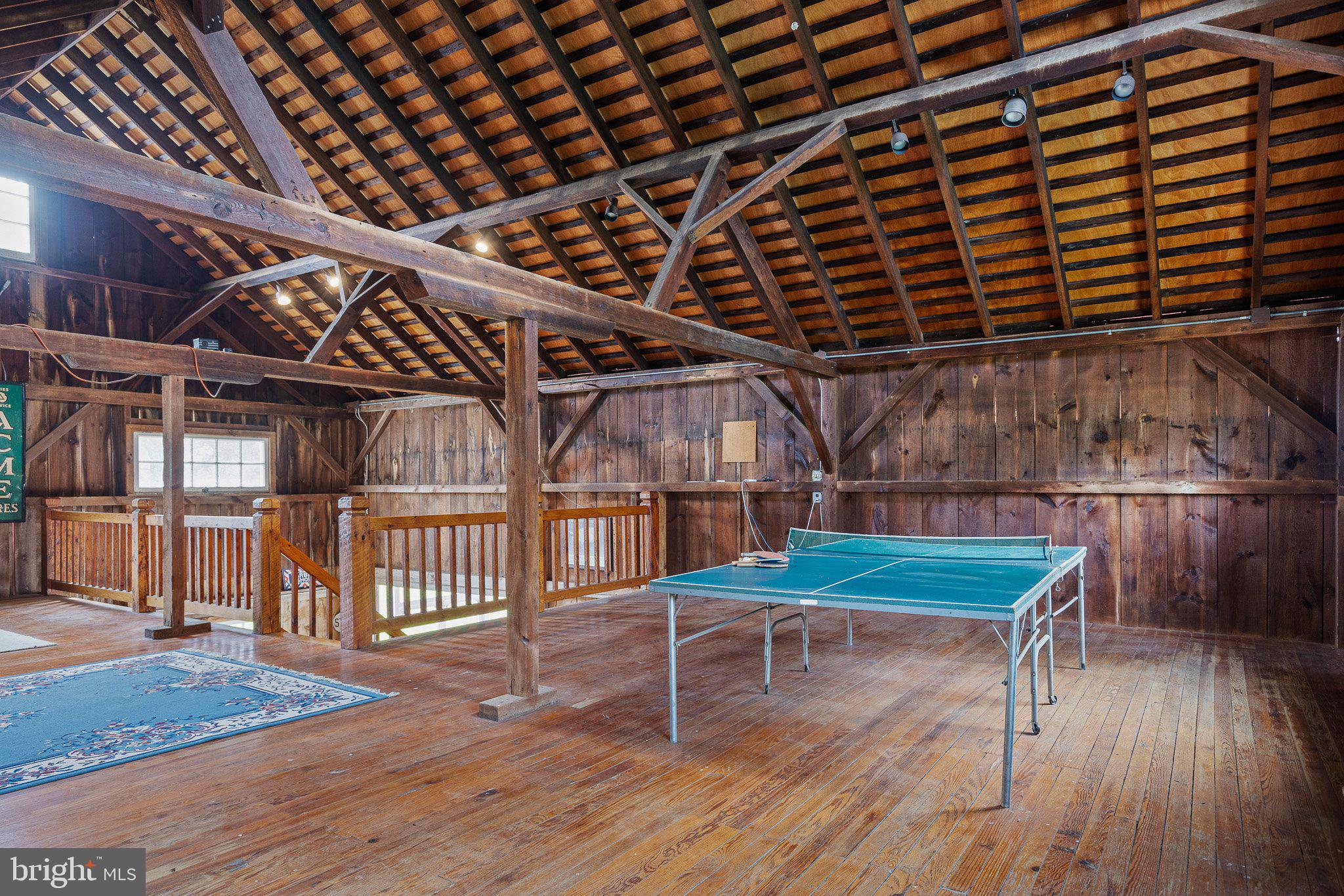 HICKORY HILL - Residential