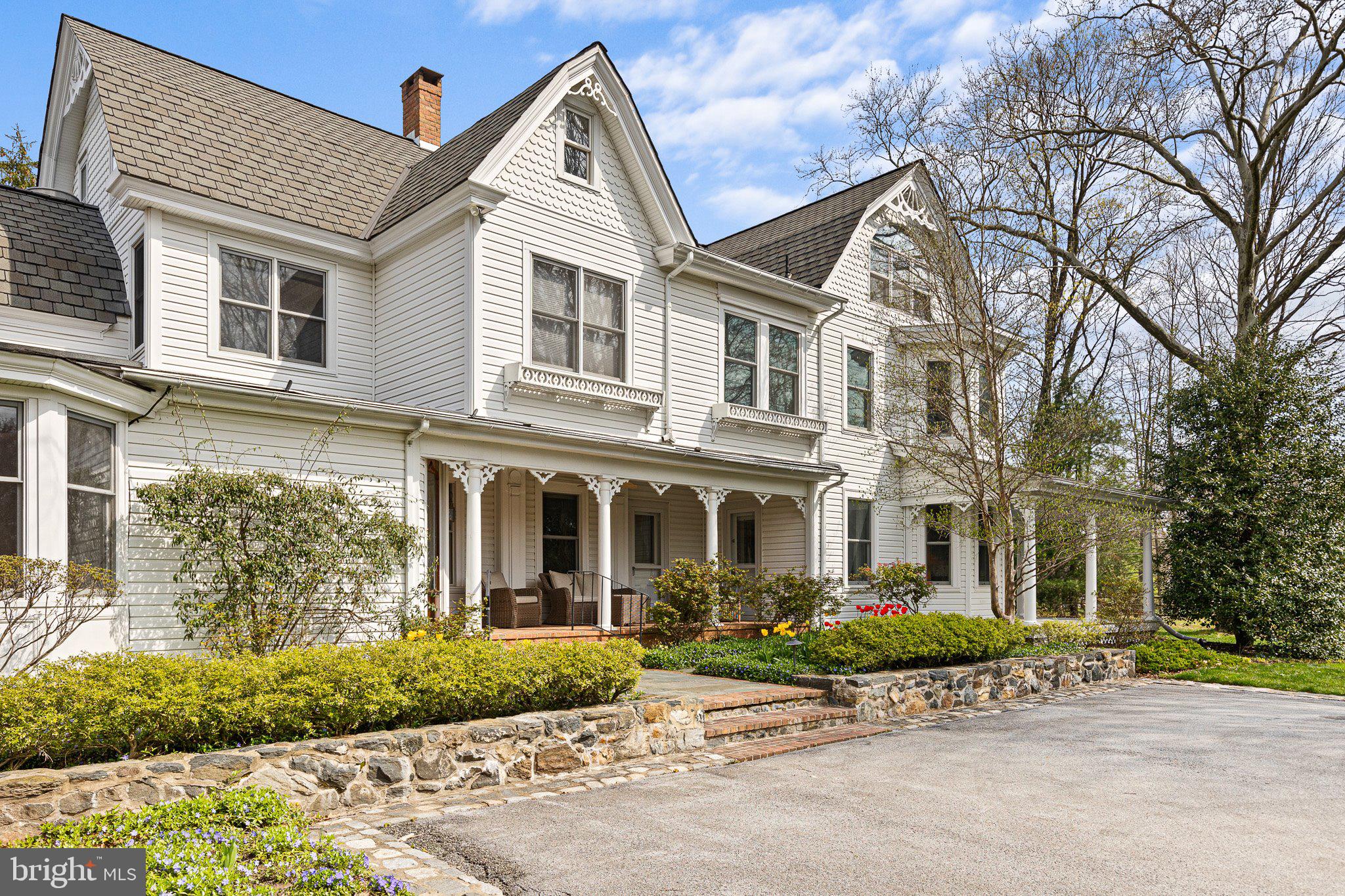 HICKORY HILL - Residential