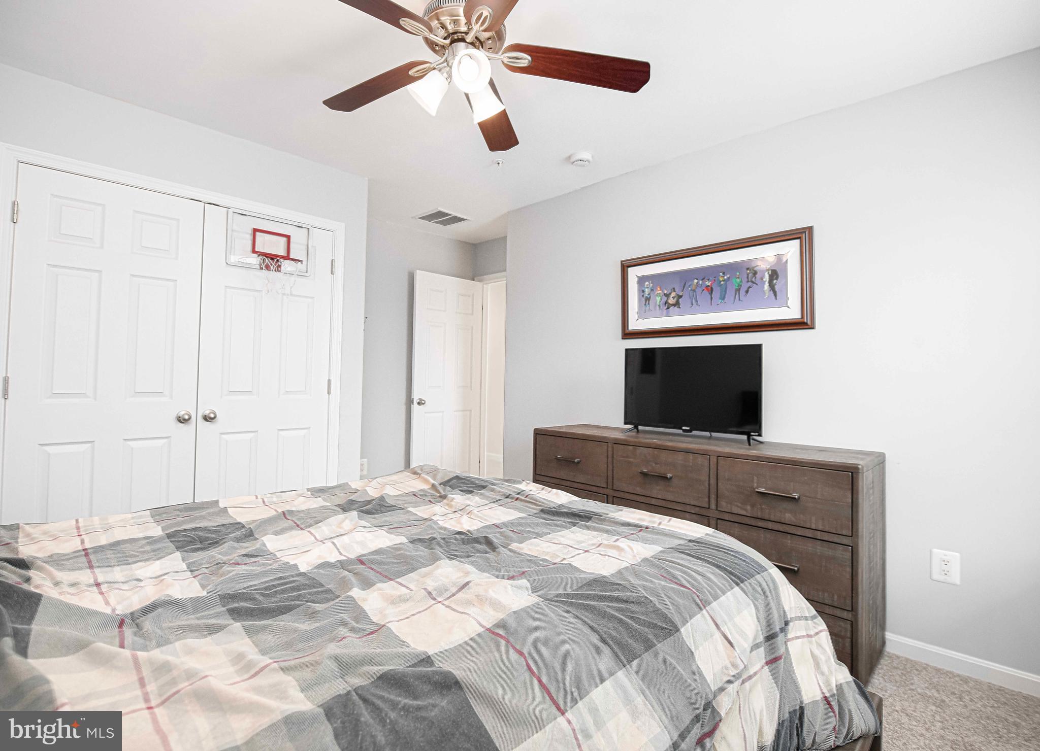 TUCKER WOODS - Residential