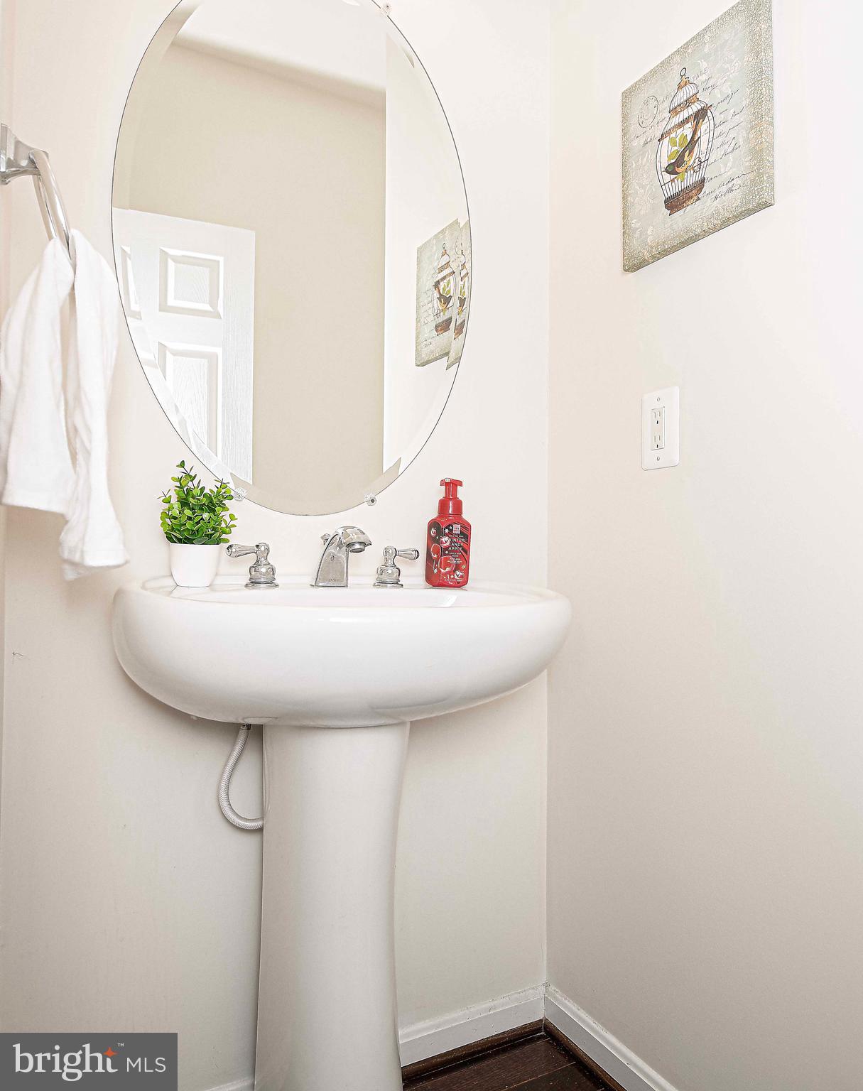 TUCKER WOODS - Residential