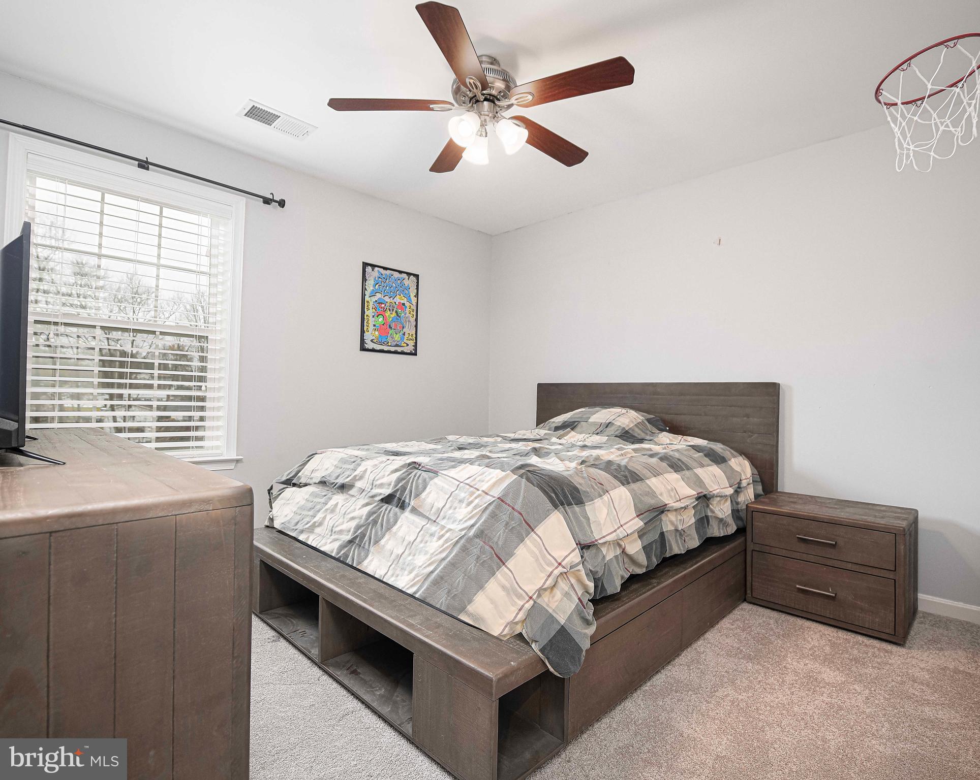 TUCKER WOODS - Residential