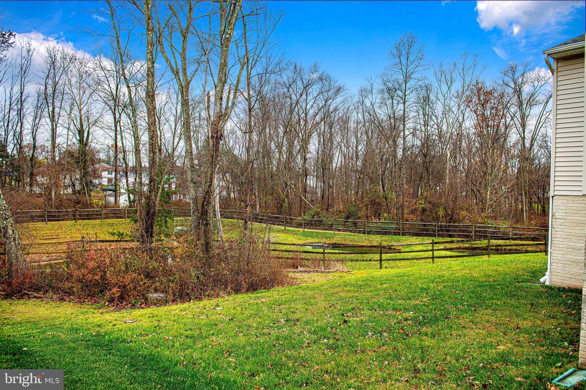 TUCKER WOODS - Residential