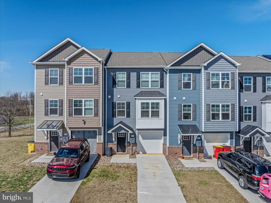 This beautiful almost brand new 3-level townhome offers 4 spacious bedrooms and 3.5 bathrooms, granite countertops, tile shower, and a one-car garage. Enjoy the convenience of a newer washer and dryer, an open layout, and a location in one of the area’s most sought-after neighborhoods—close to shopping, dining, and major routes. Don’t miss this move-in-ready gem- Call today for a showing!