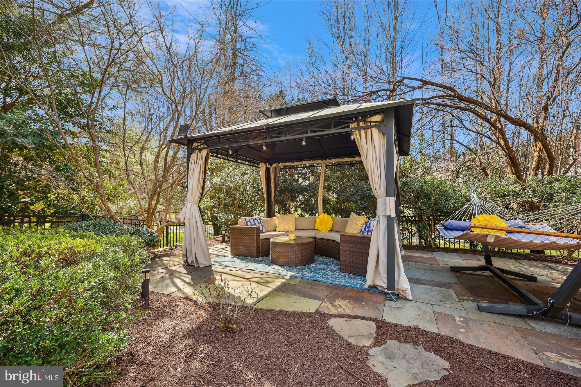 ABRAMS - Residential